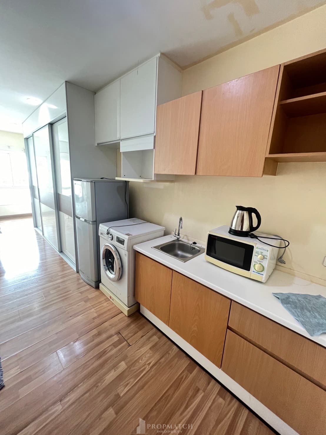 PG Rama IX Condominium