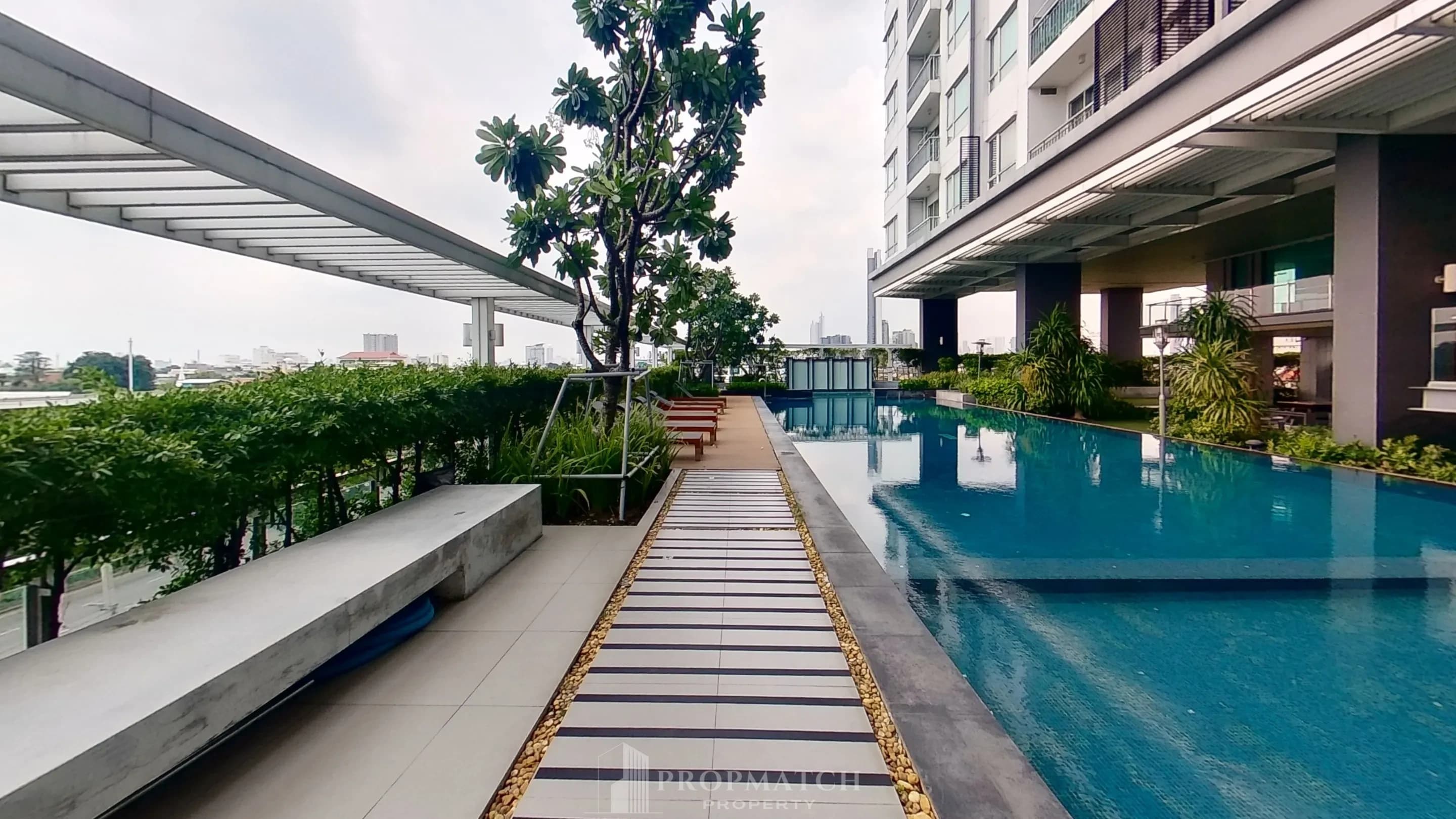 The Room Sathorn - Taksin photo 3