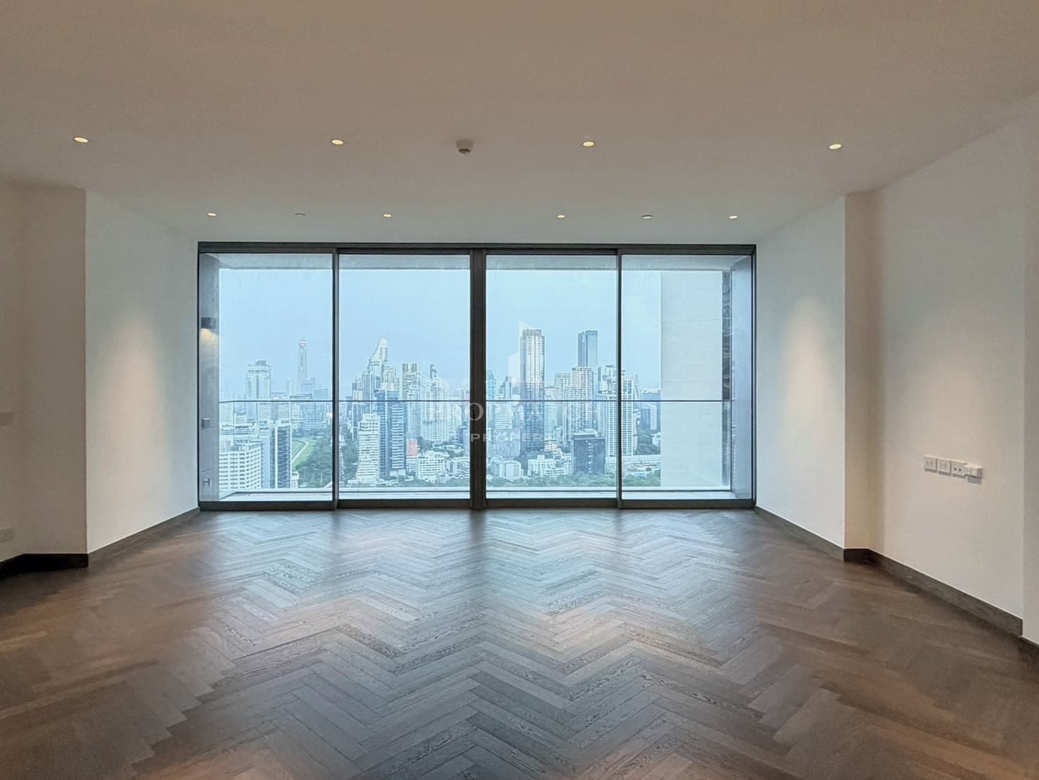 Dusit Residences and Dusit Parkside
