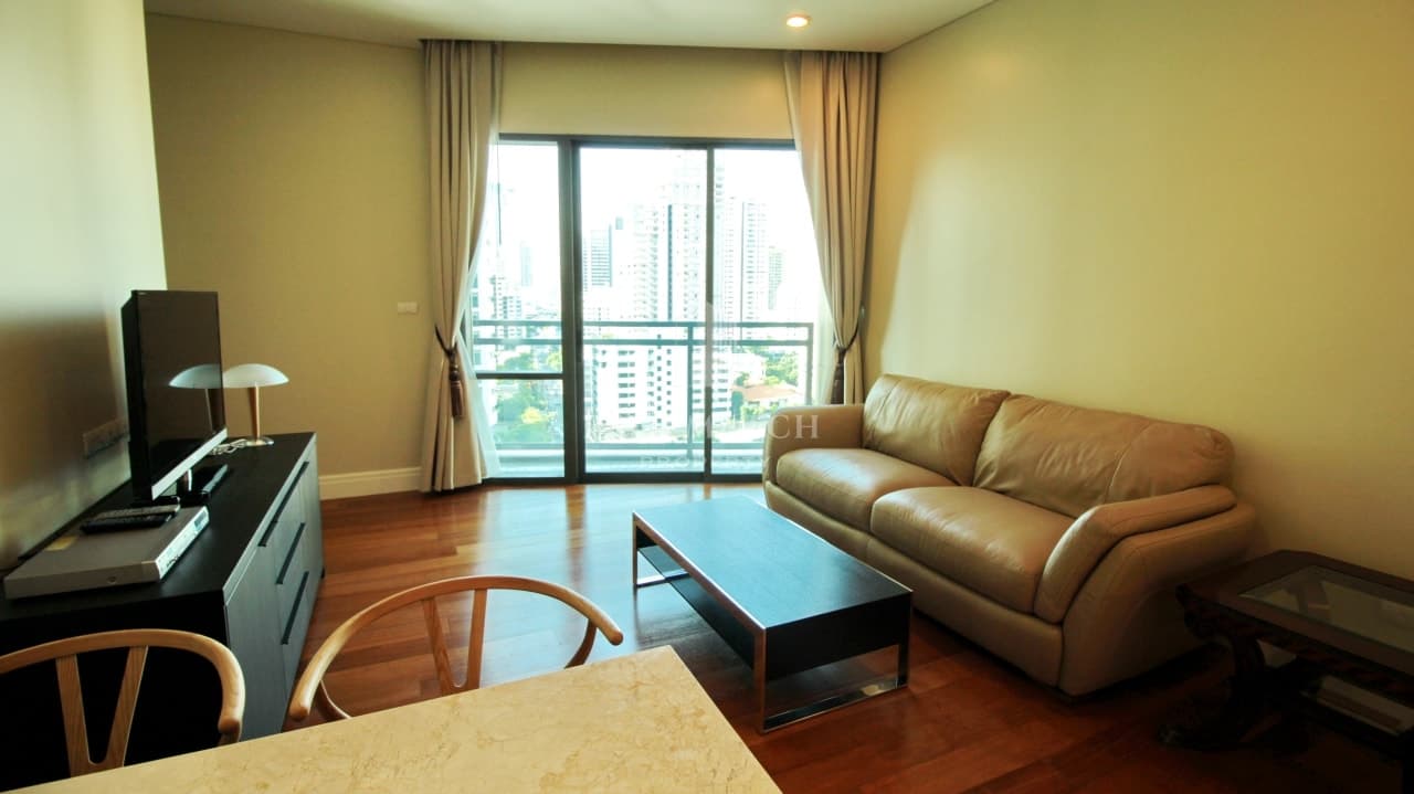 Bright Sukhumvit 24