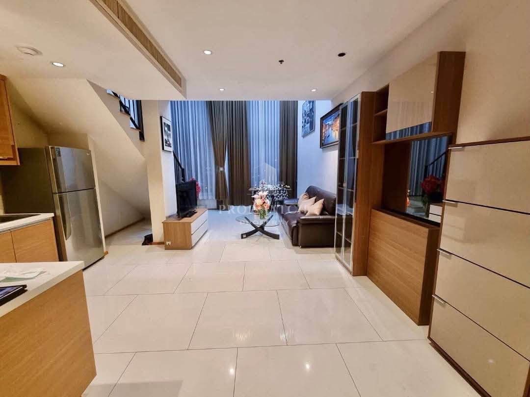 The Emporio Place Sukhumvit 24 photo 2