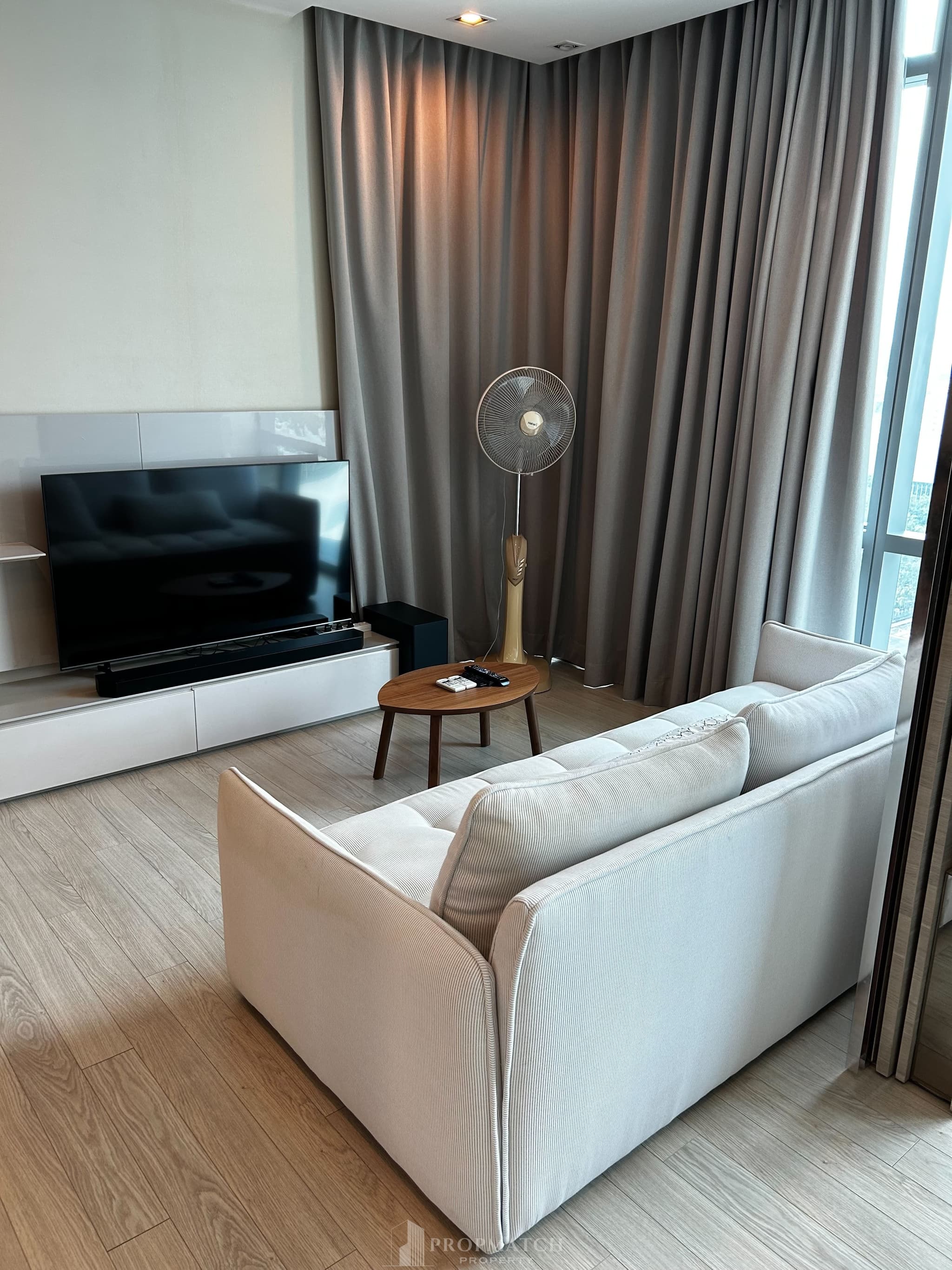The Room Sukhumvit 21