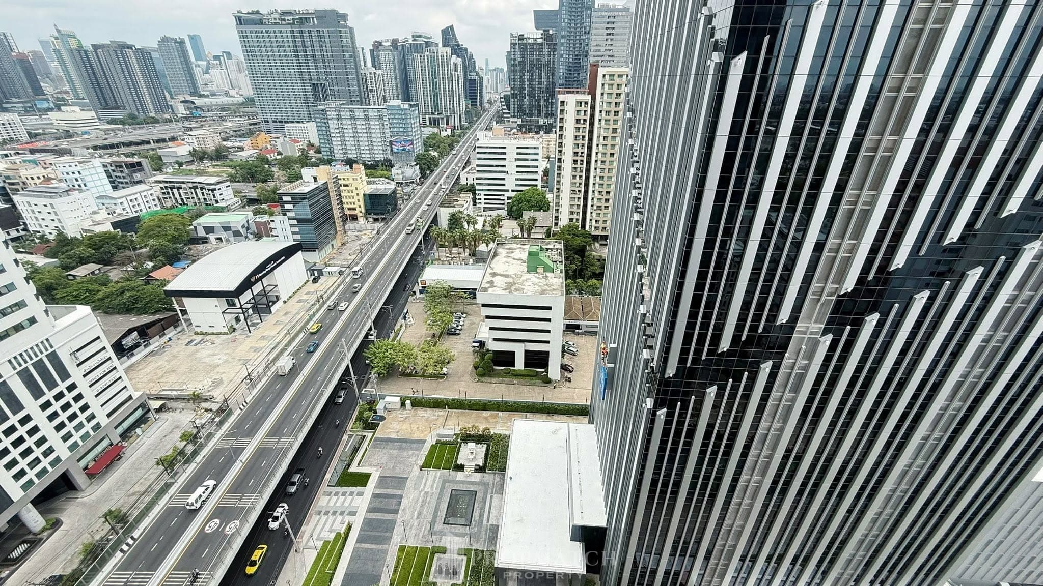 The Base Urban Rama 9