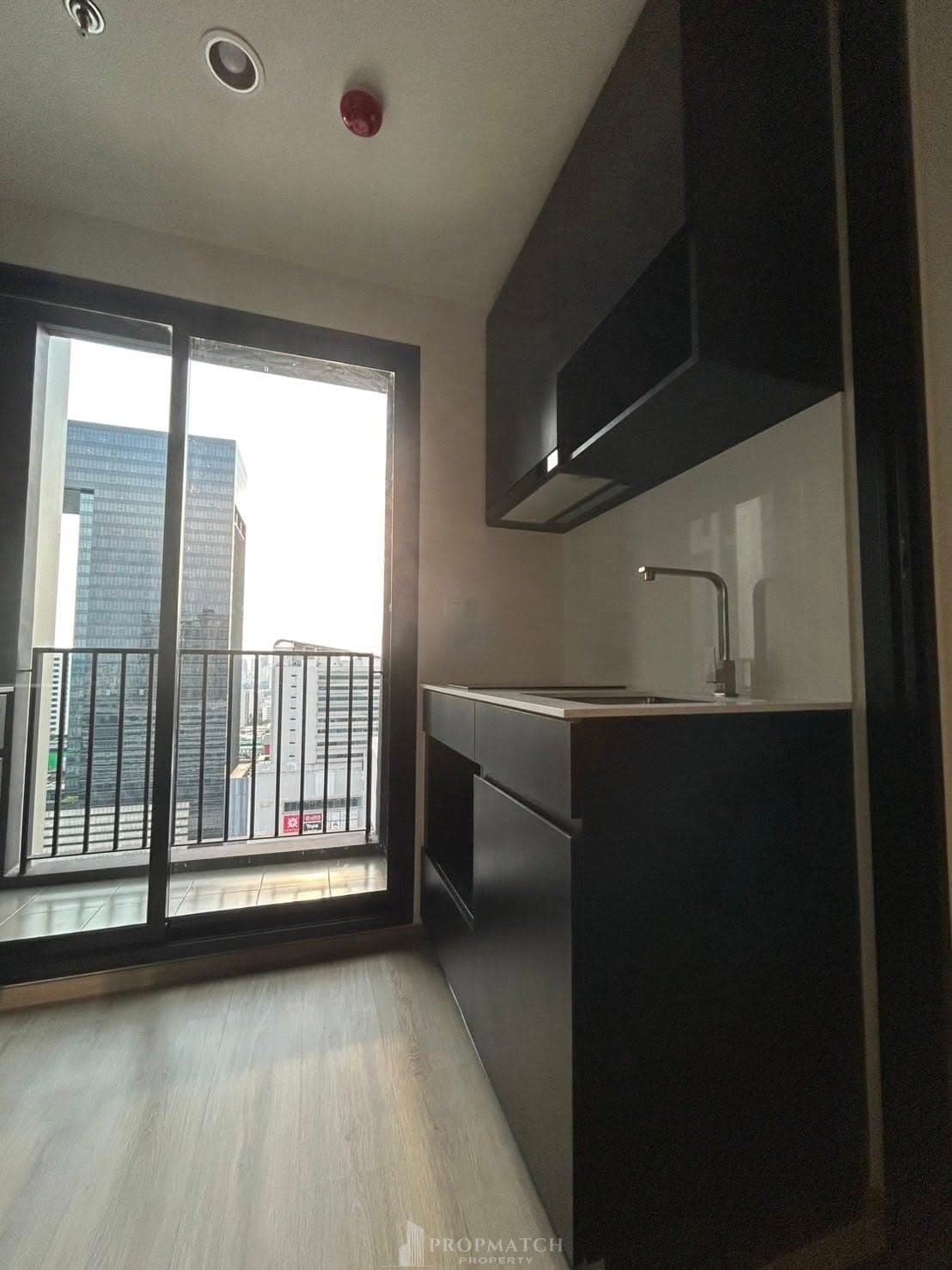 Nue District R9
