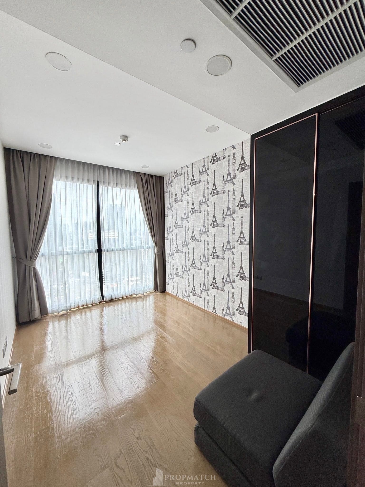ASHTON Chula-Silom