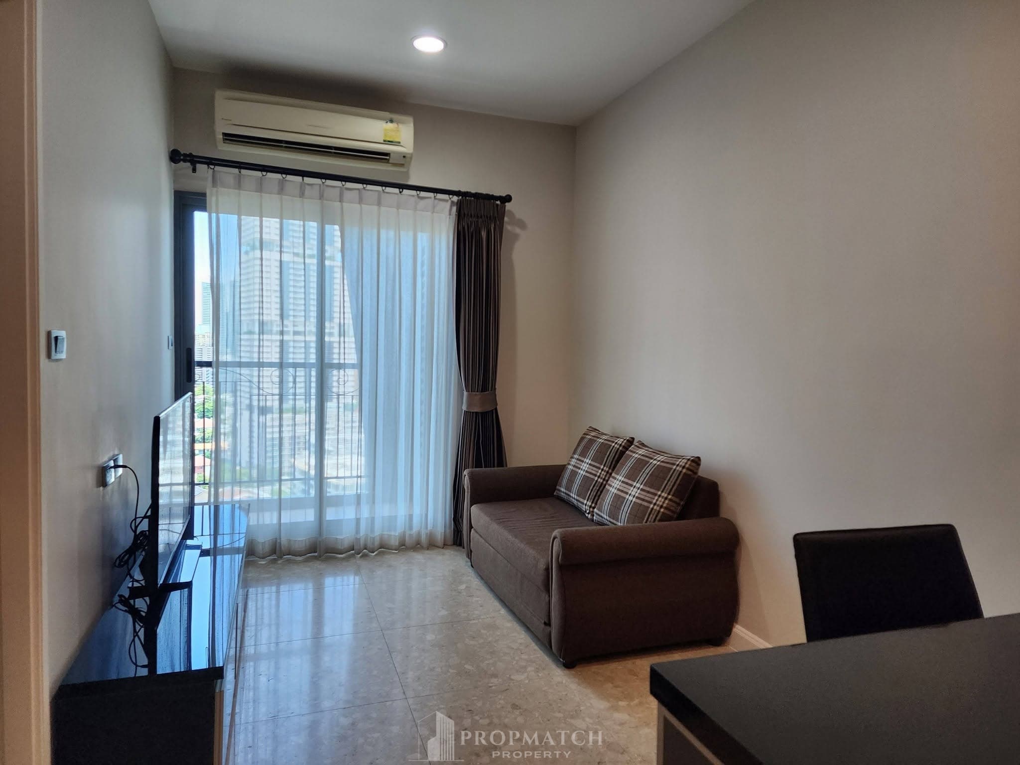 The Crest Sukhumvit 34