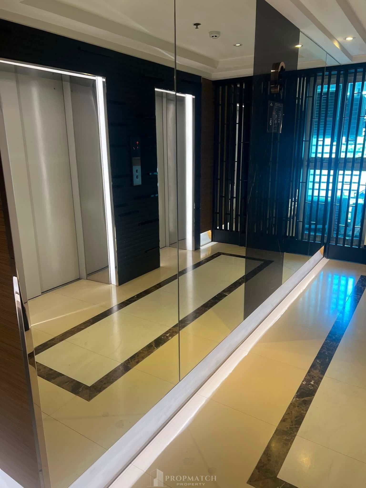 The Private Residence Rajdamri (Sarasini Residence) photo 2
