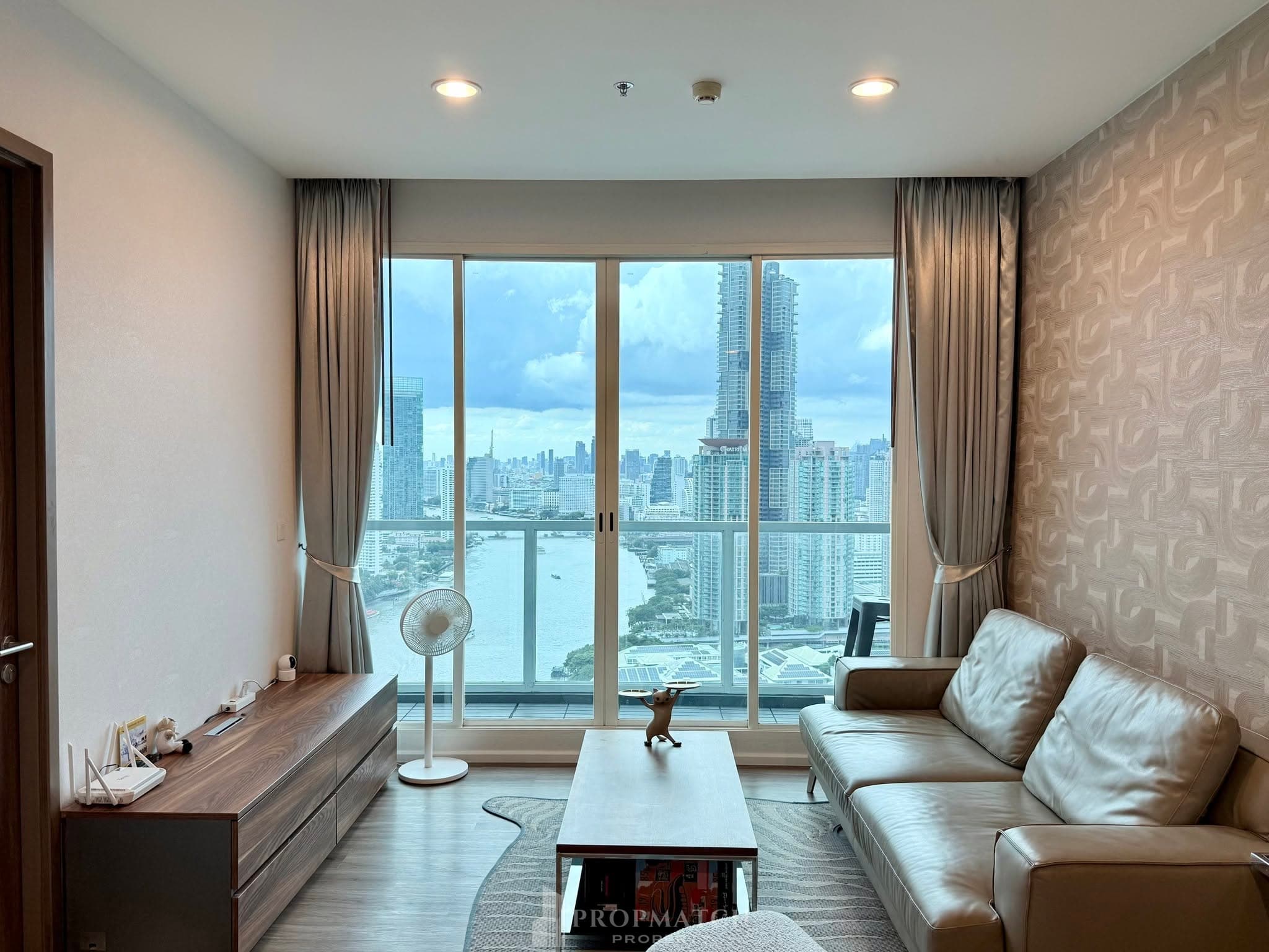 Menam Residences