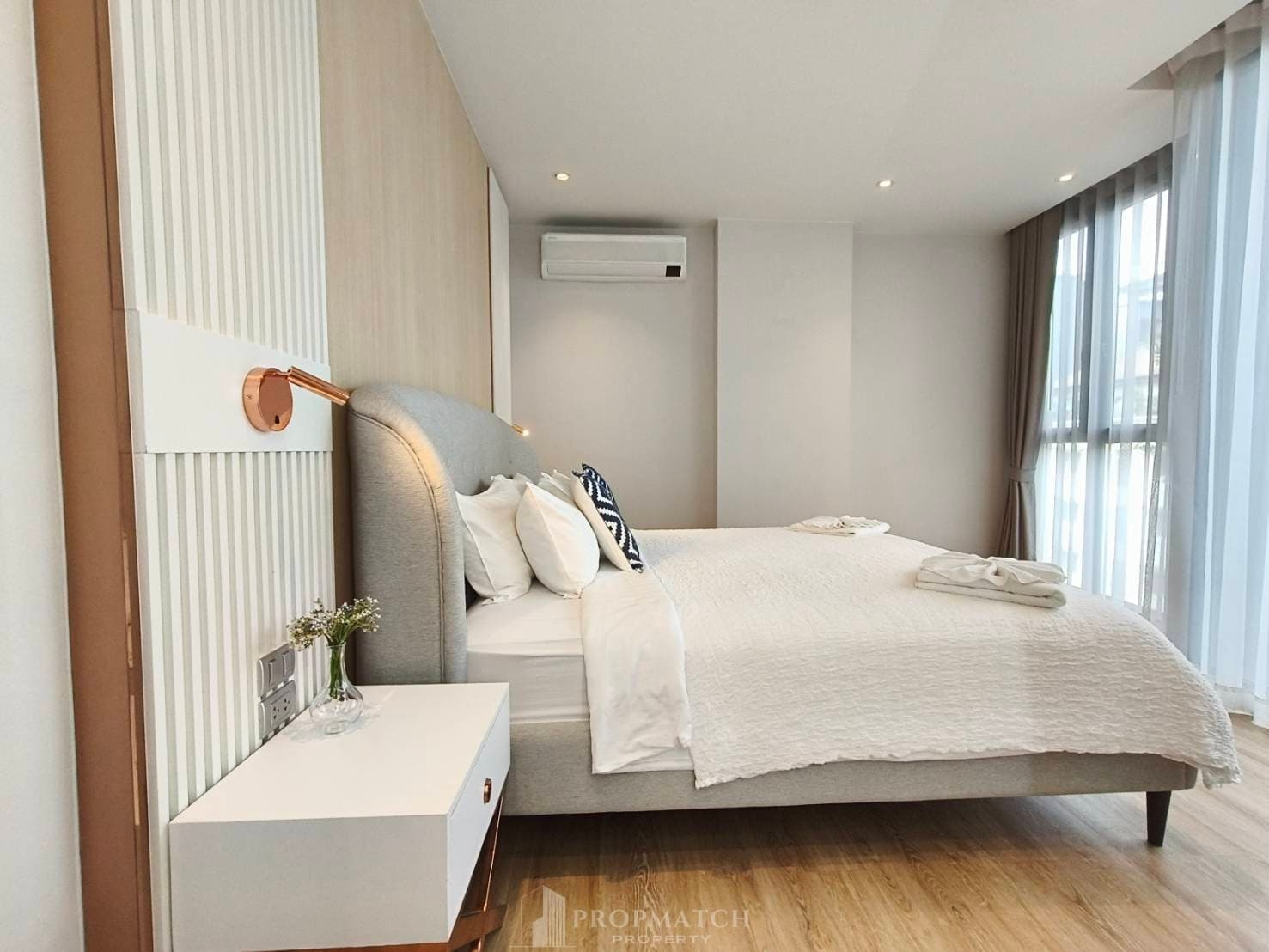 Bearing Residence