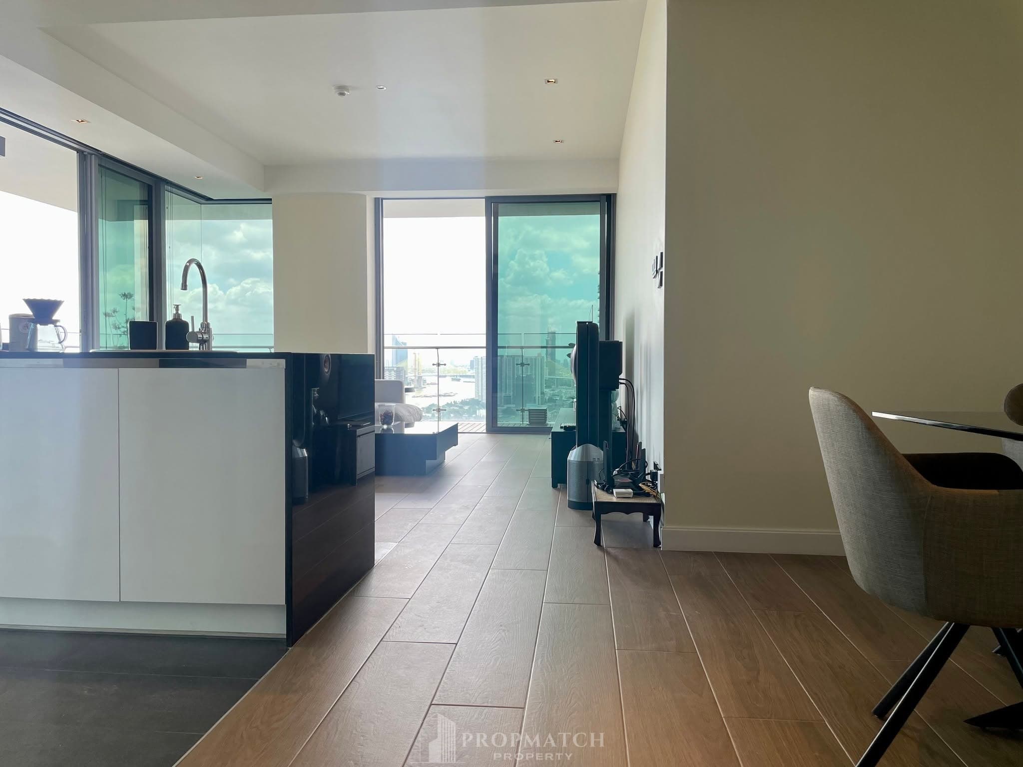 The Pano rama 3