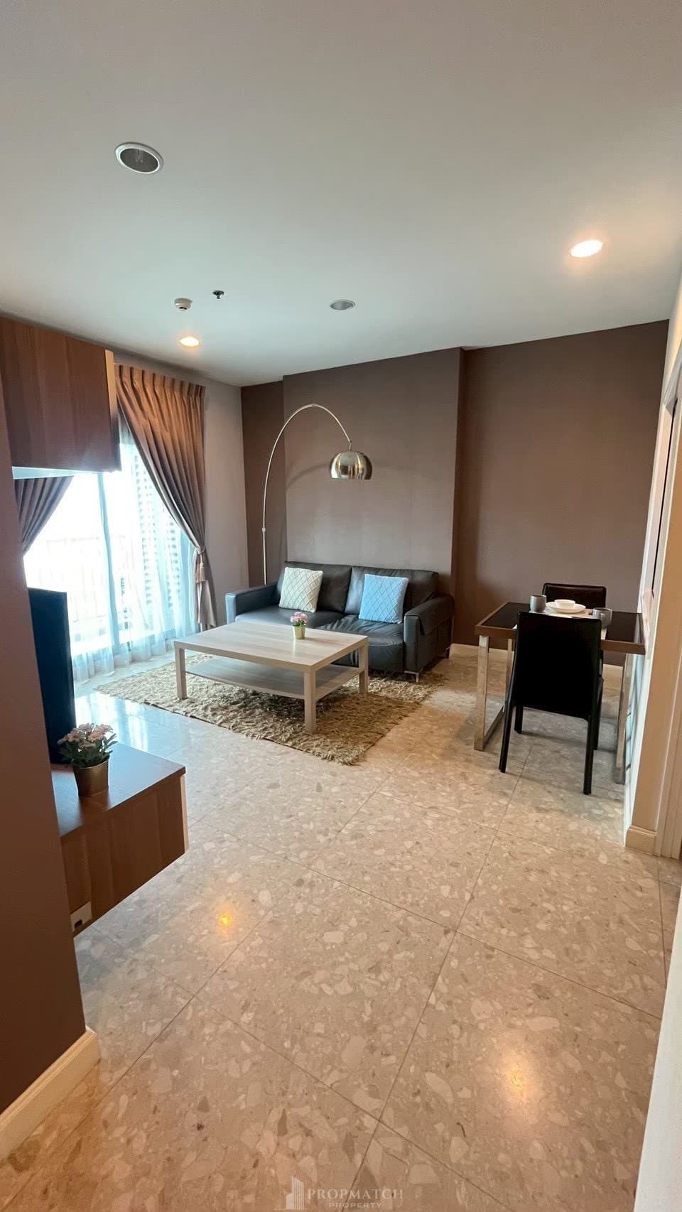 The Crest Sukhumvit 34
