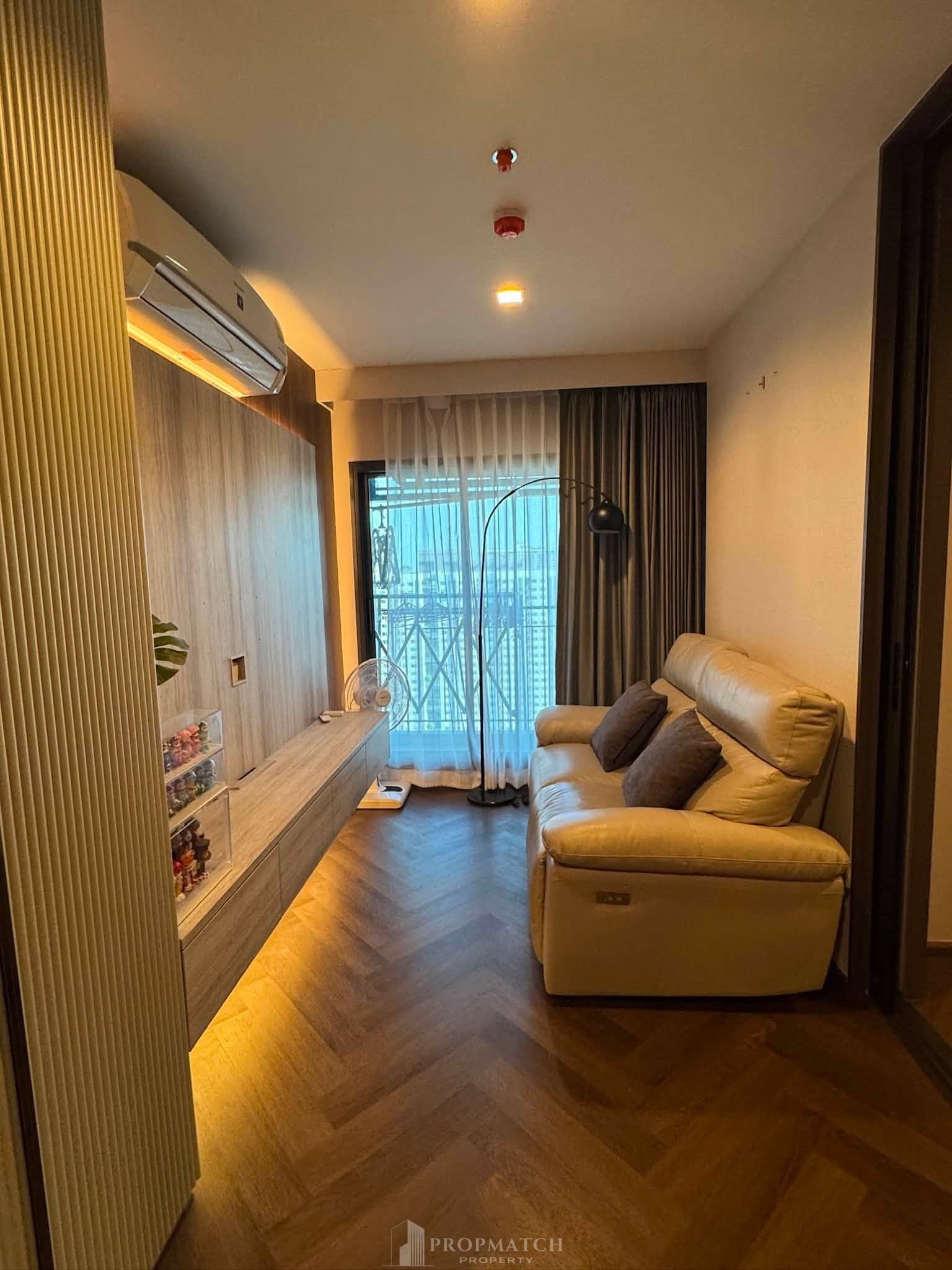 LIFE Sathorn Sierra