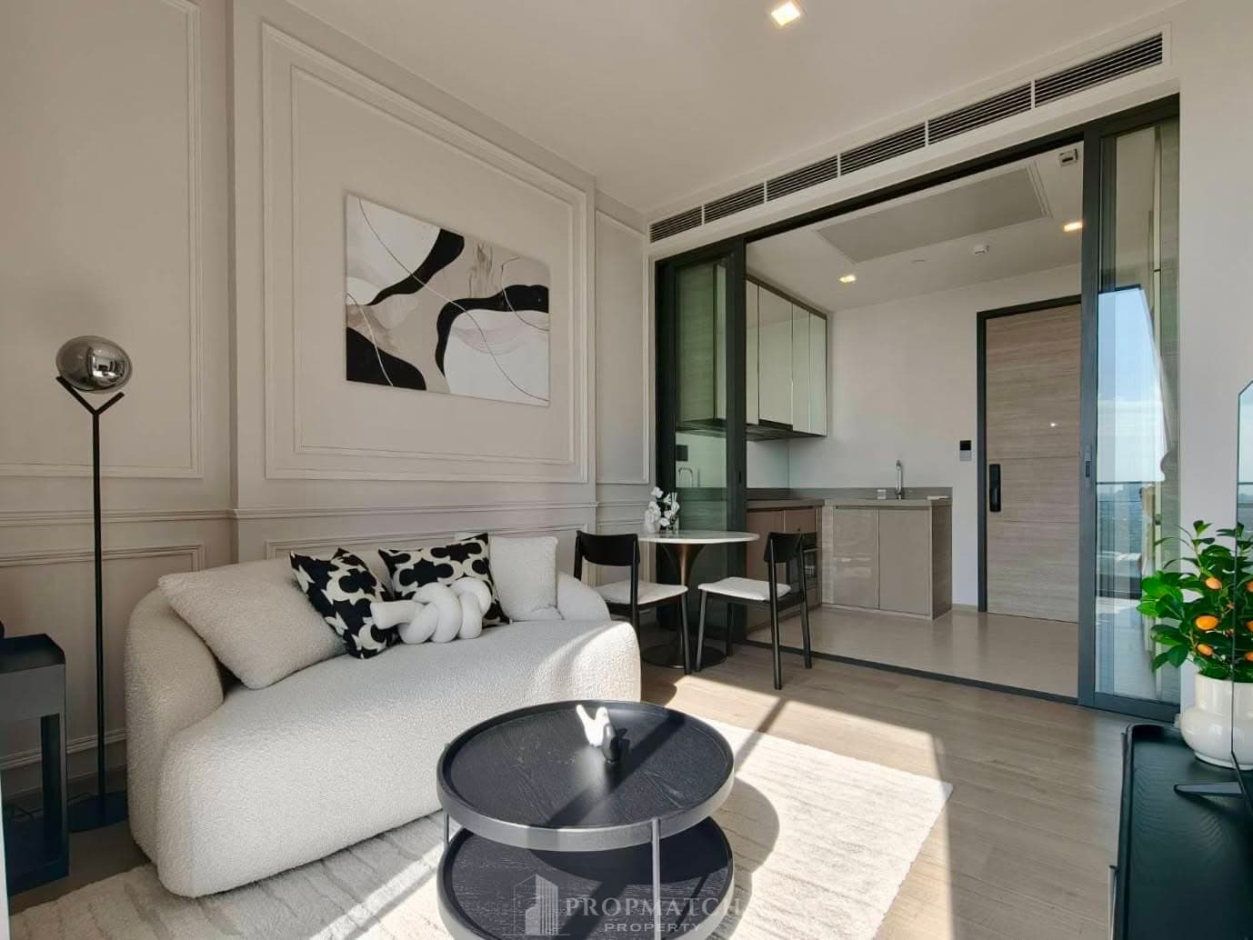 The Crest Park Residences