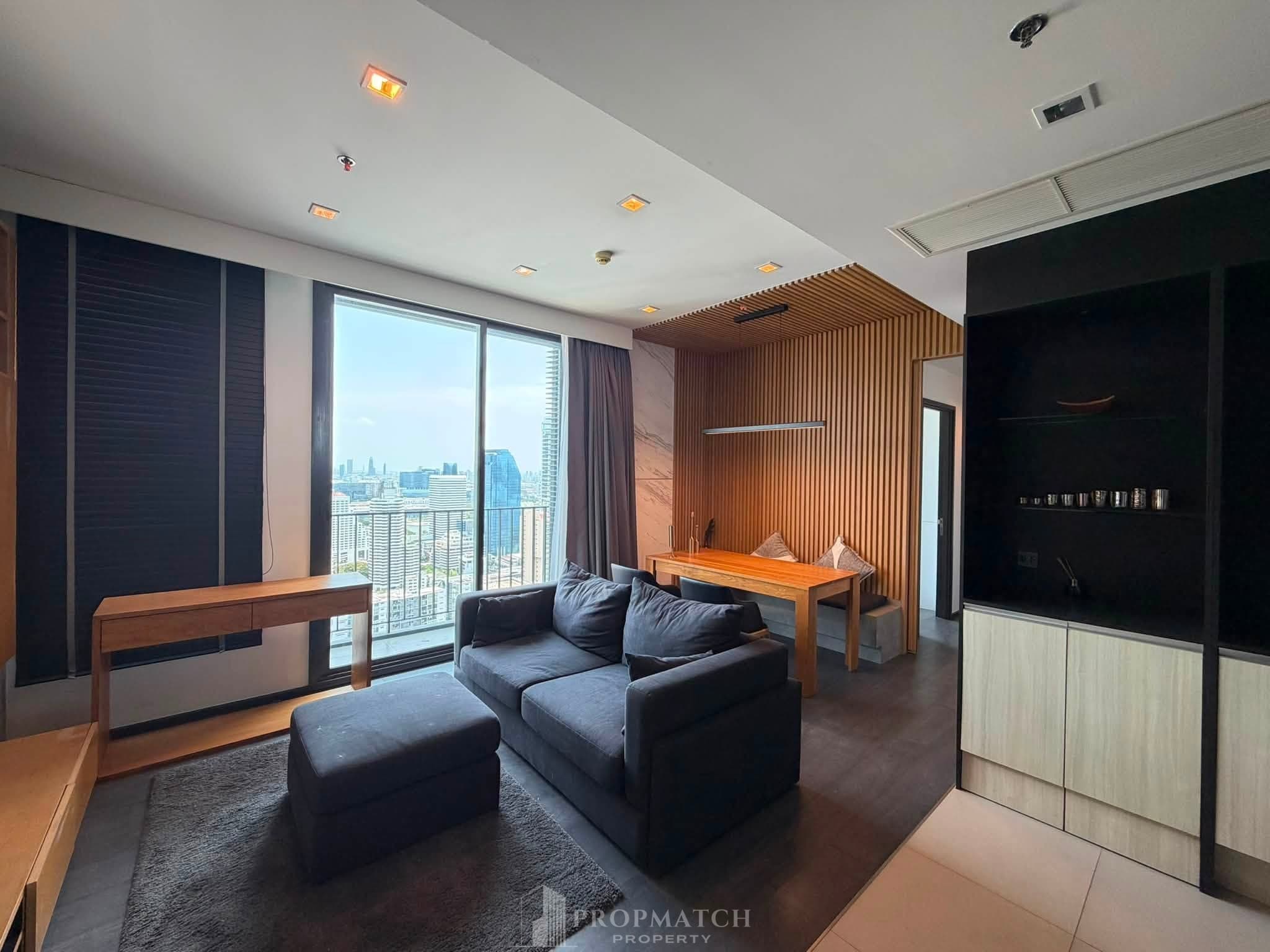 Edge Sukhumvit 23