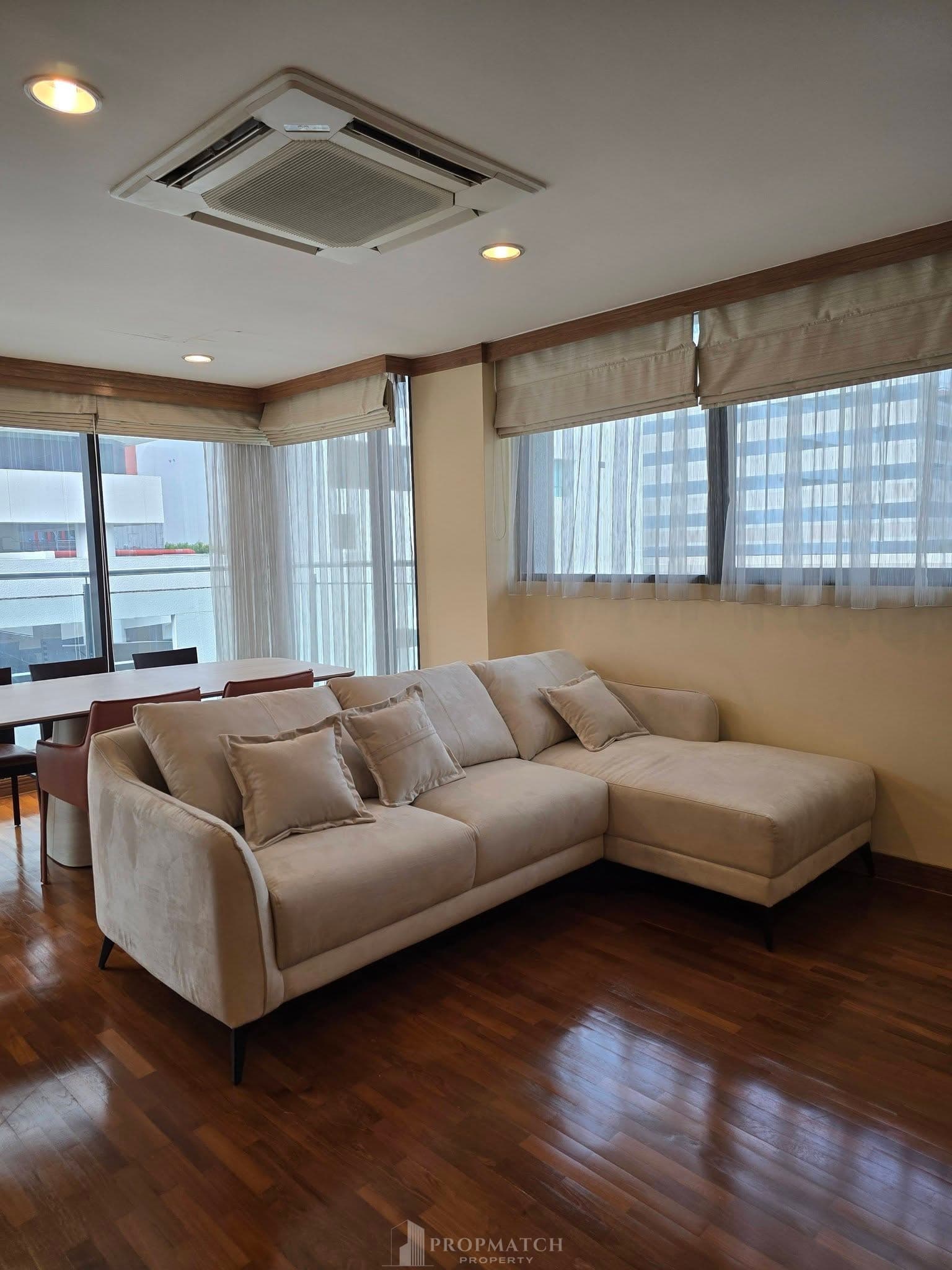 New House Condominium