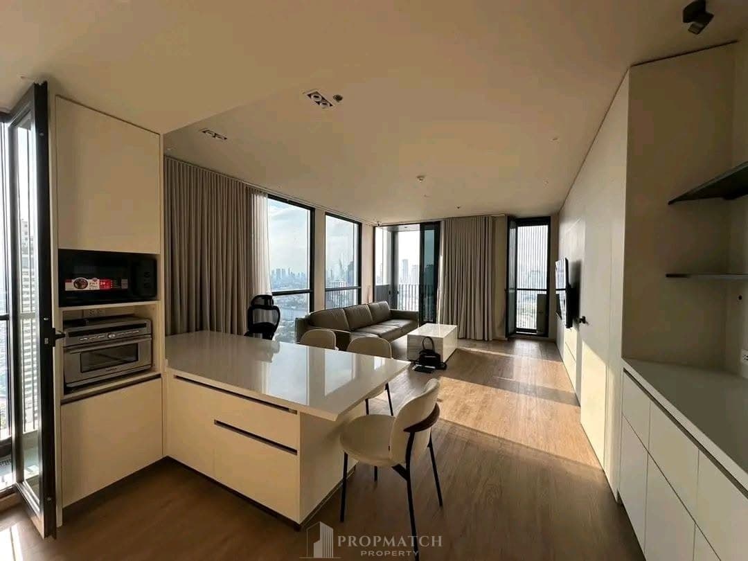 The Issara Sathorn