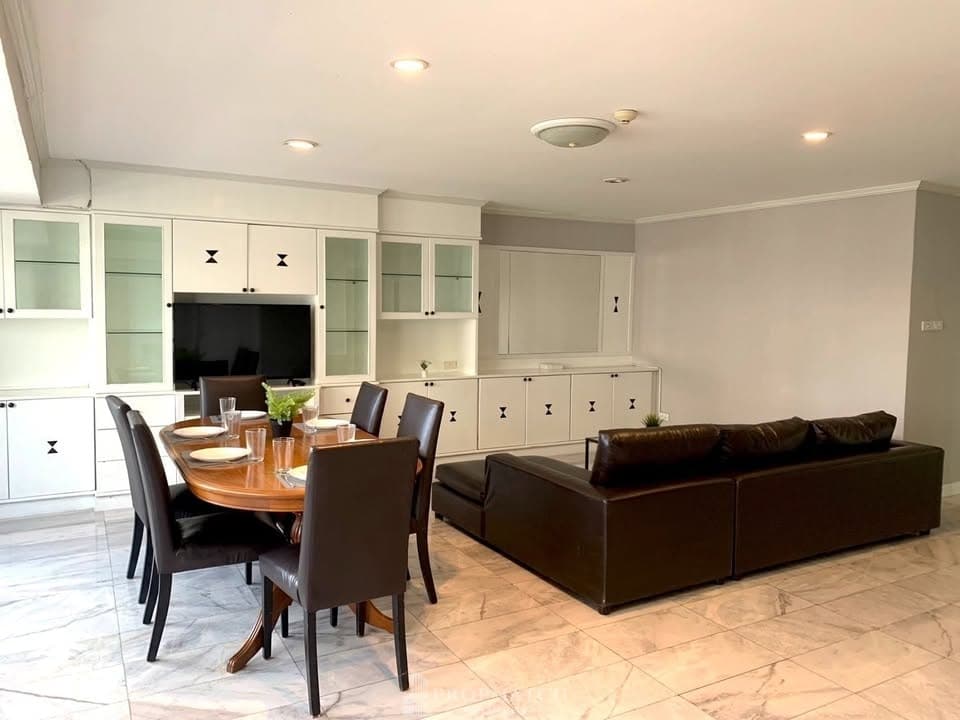 The Waterford Park Sukhumvit 53