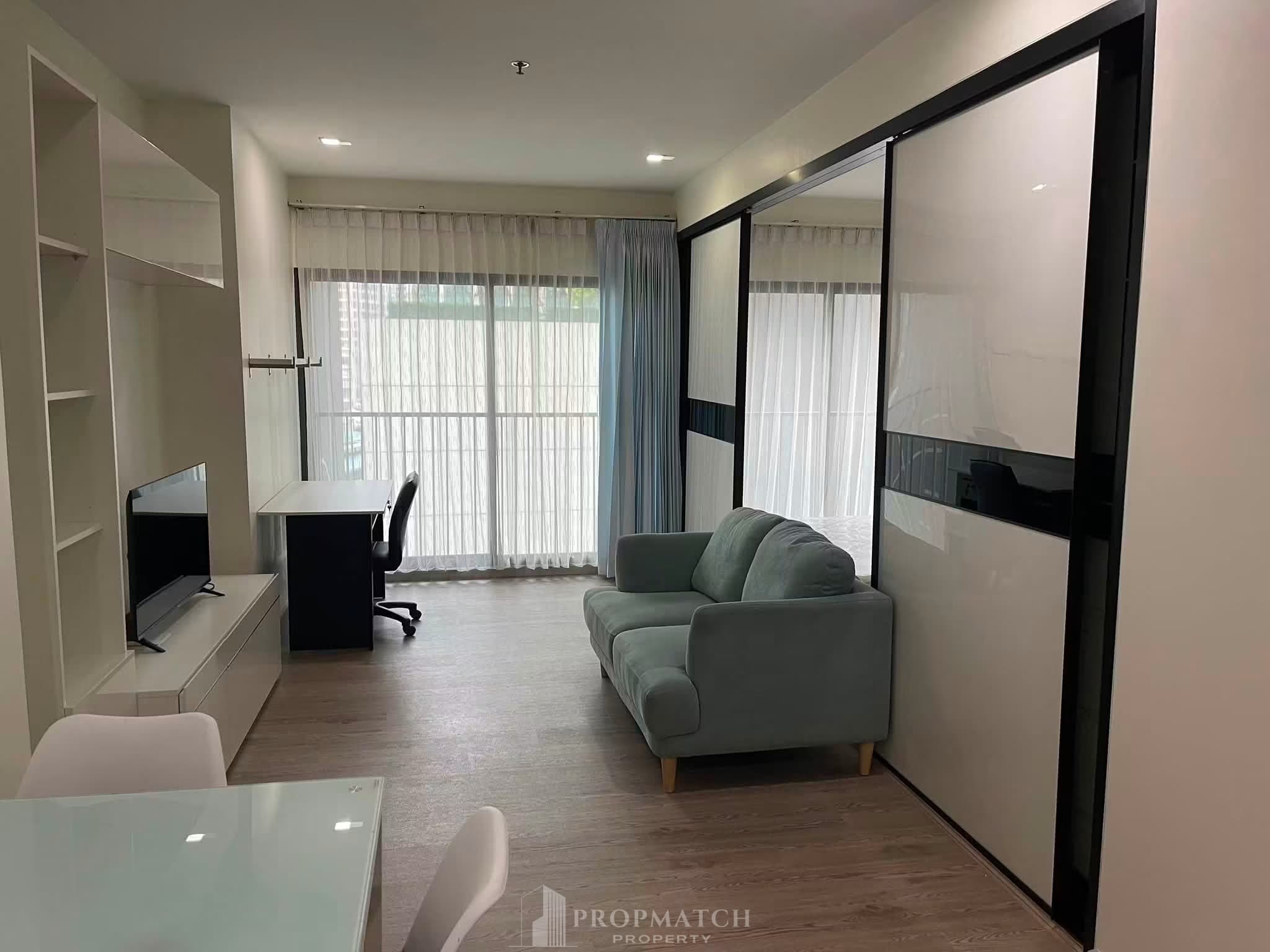 Noble Remix Thonglor