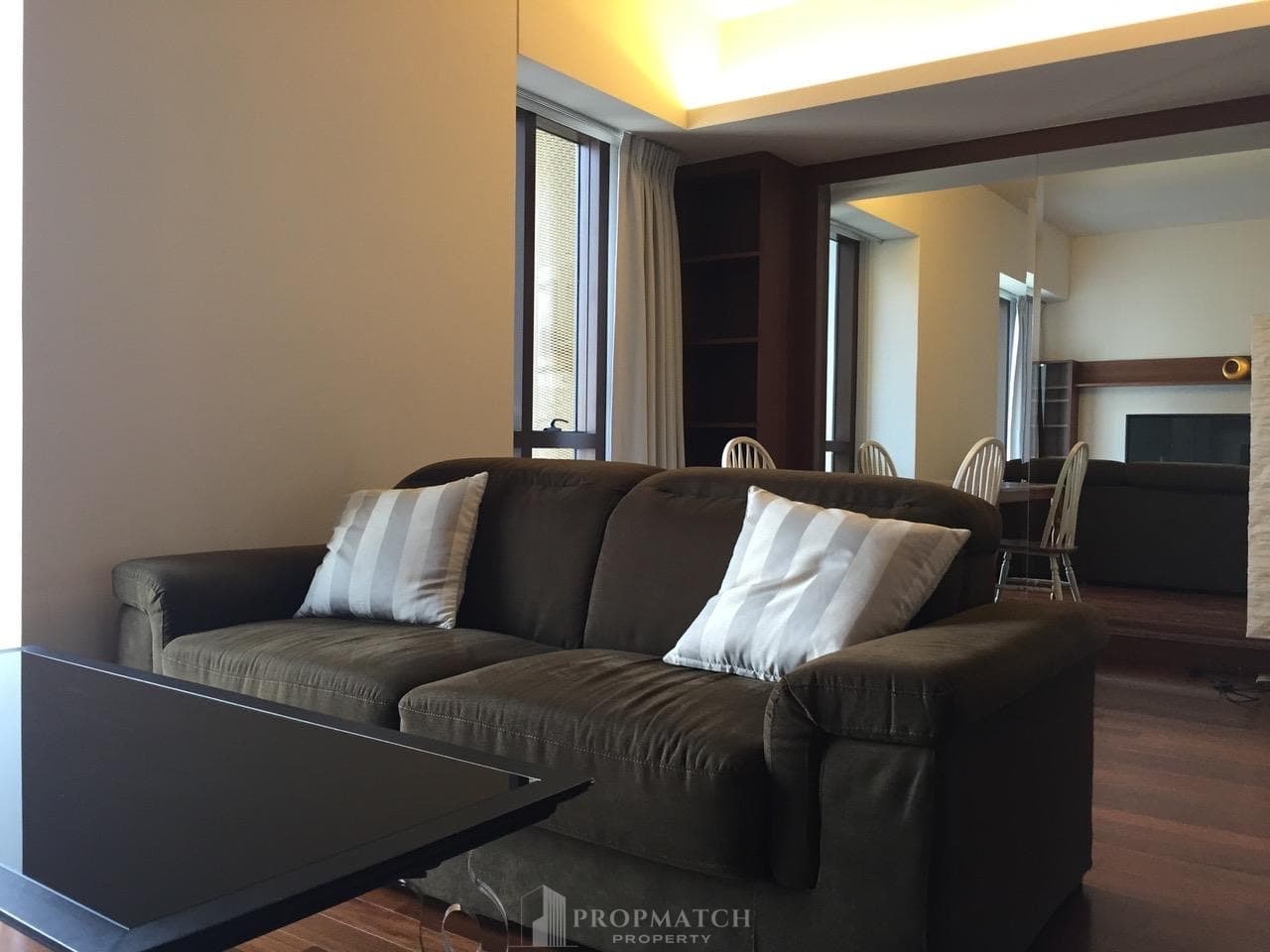 Hansar Residence