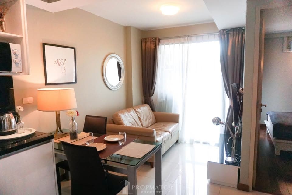 Le Cote Thonglor 8