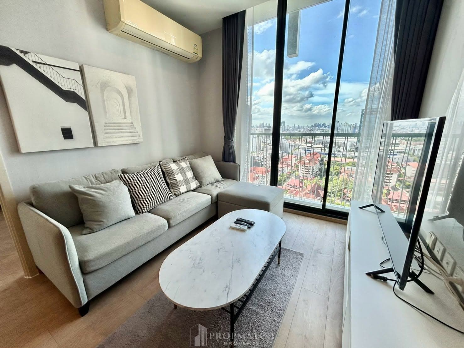 NOBLE Recole Sukhumvit 19