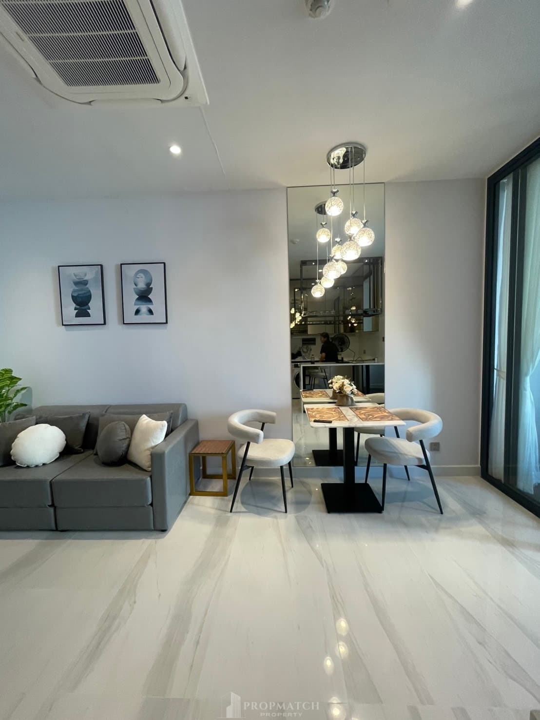 Supalai ICON Sathon