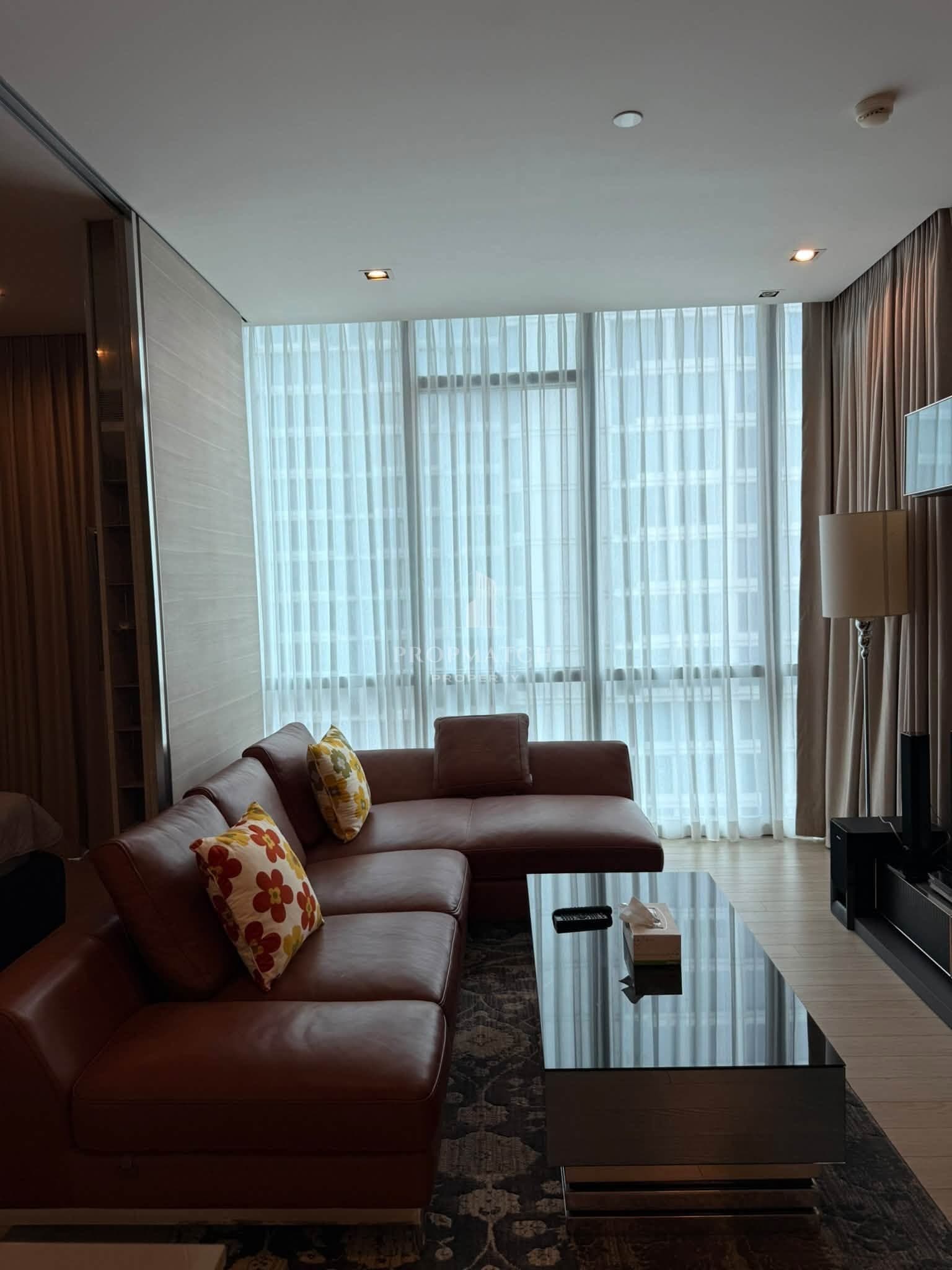 The Room Sukhumvit 21