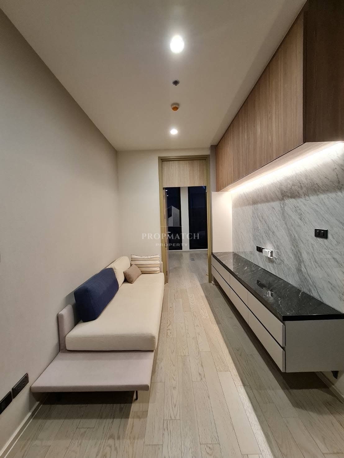 Noble Ploenchit