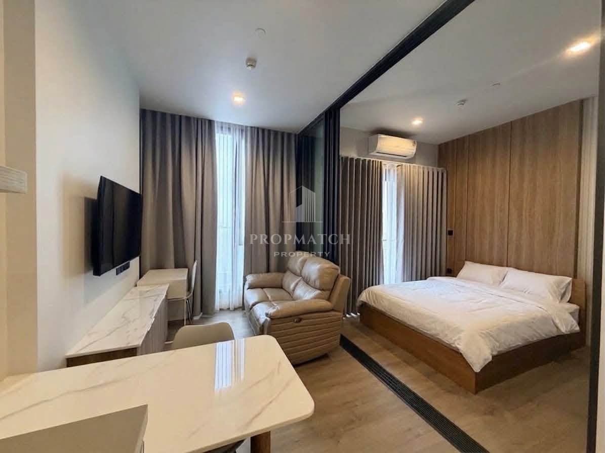 The Crest Park Residences