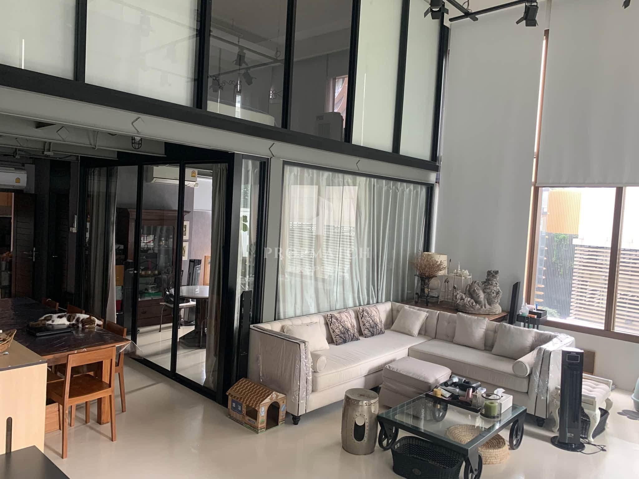 The Emporio Place Sukhumvit 24 photo 2