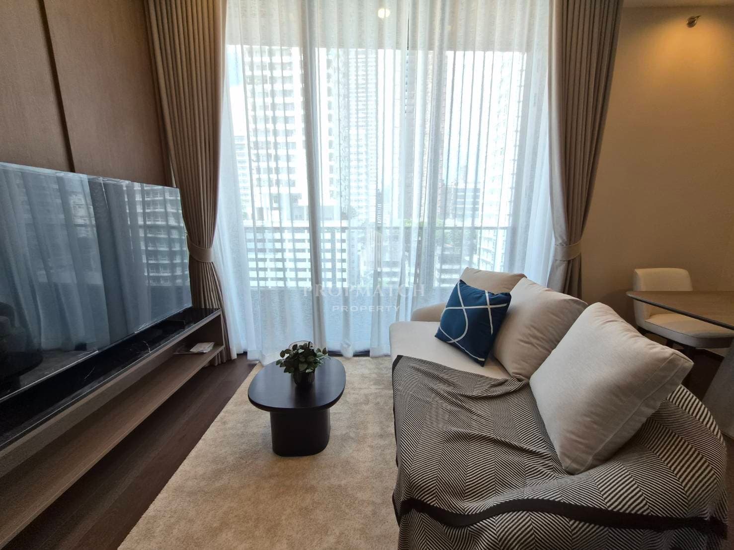AESTIQ Thonglor
