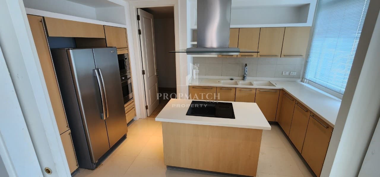 Athenee Residence photo 3