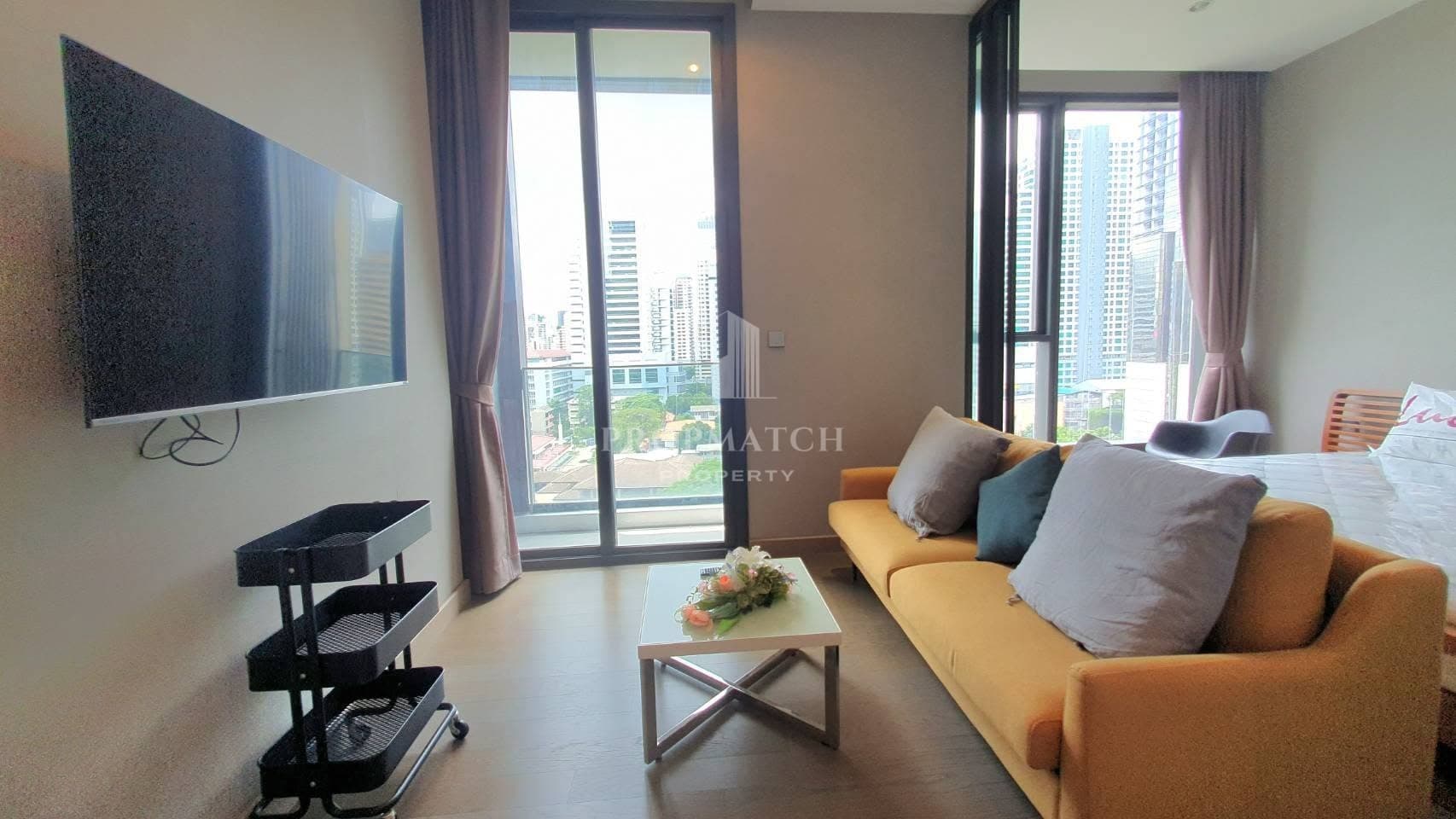 THE ESSE at SINGHA COMPLEX
