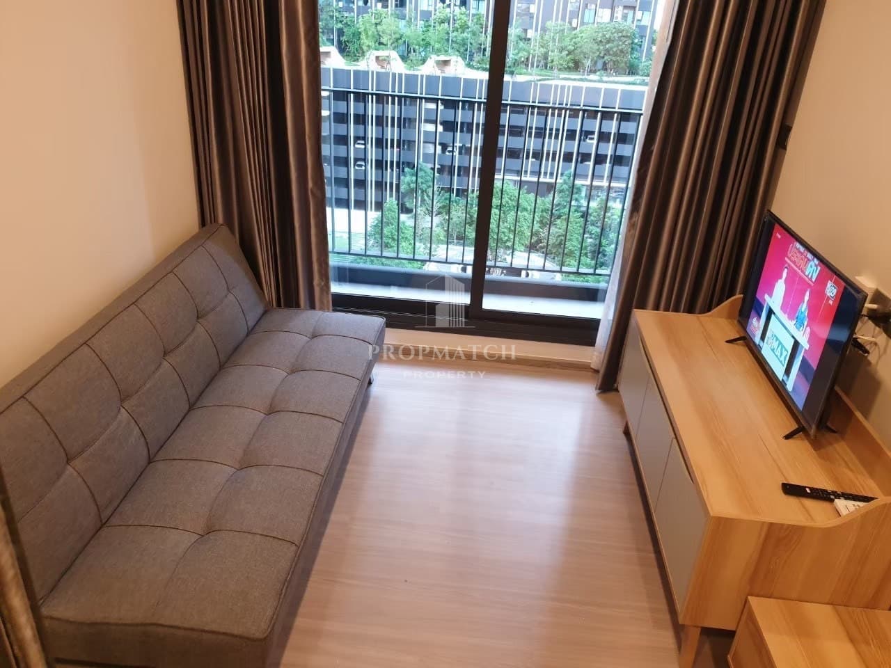 Life Asoke Hype photo 2