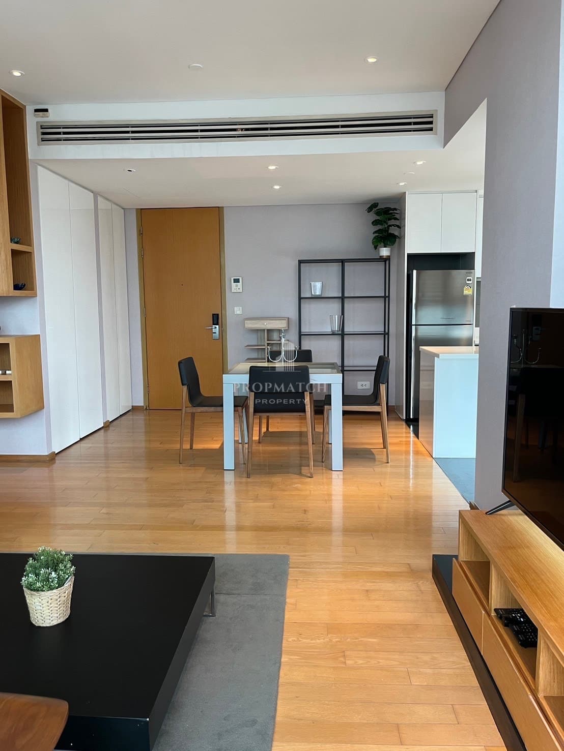 AEQUA Residence Sukhumvit 49