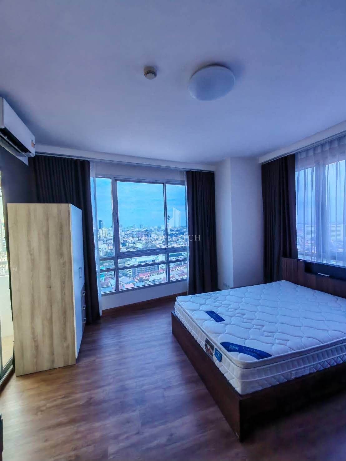 The Zest Condominium photo 3