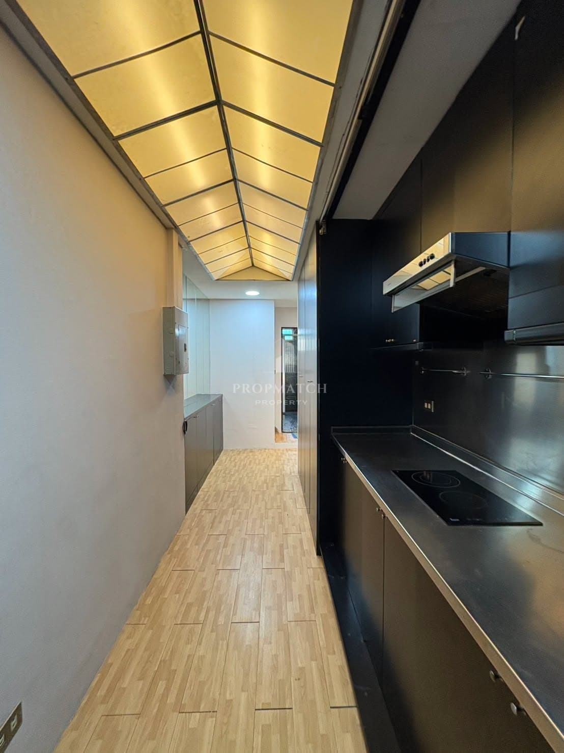 Witthayu Complex photo 3
