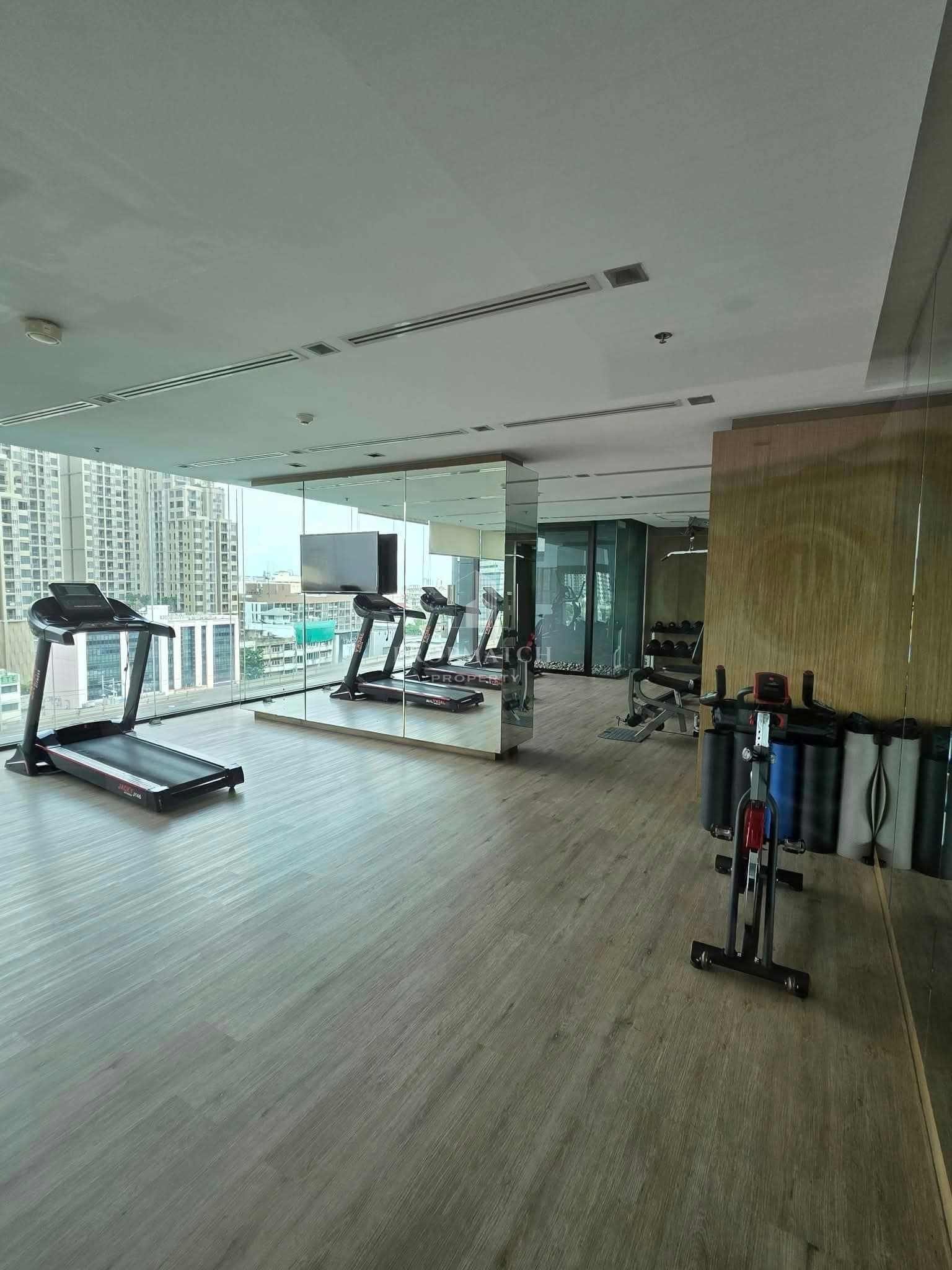 Fuse Sathorn - Taksin