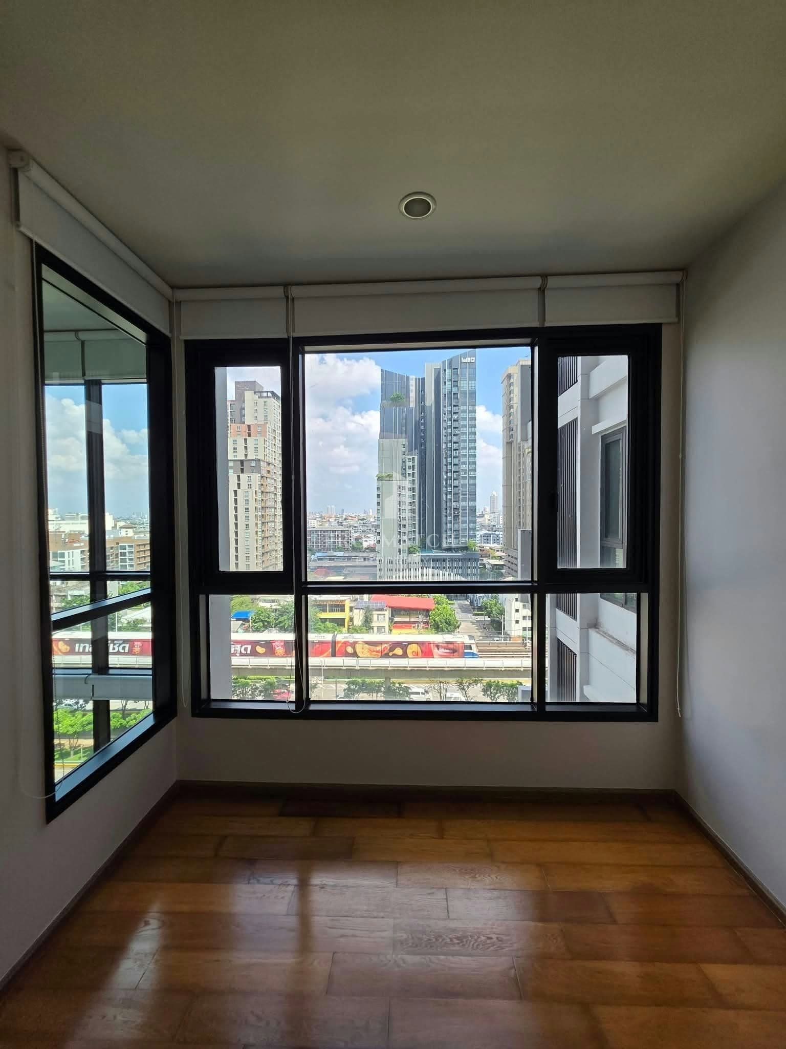 Fuse Sathorn - Taksin photo 2