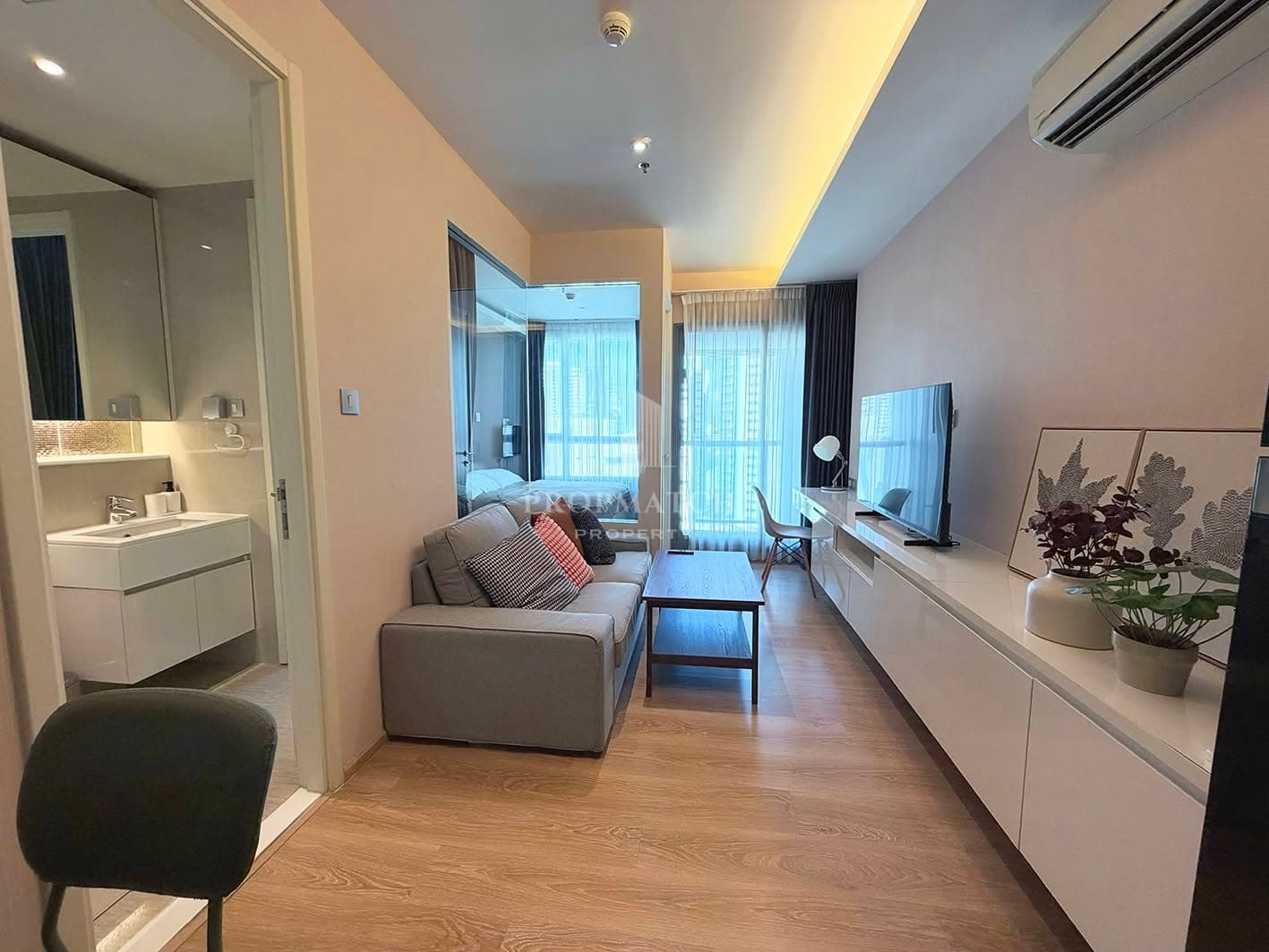 H Sukhumvit 43