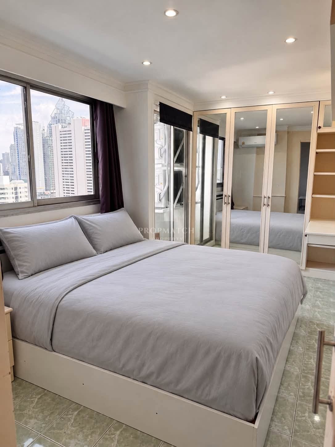 First Tower Condominium photo 2