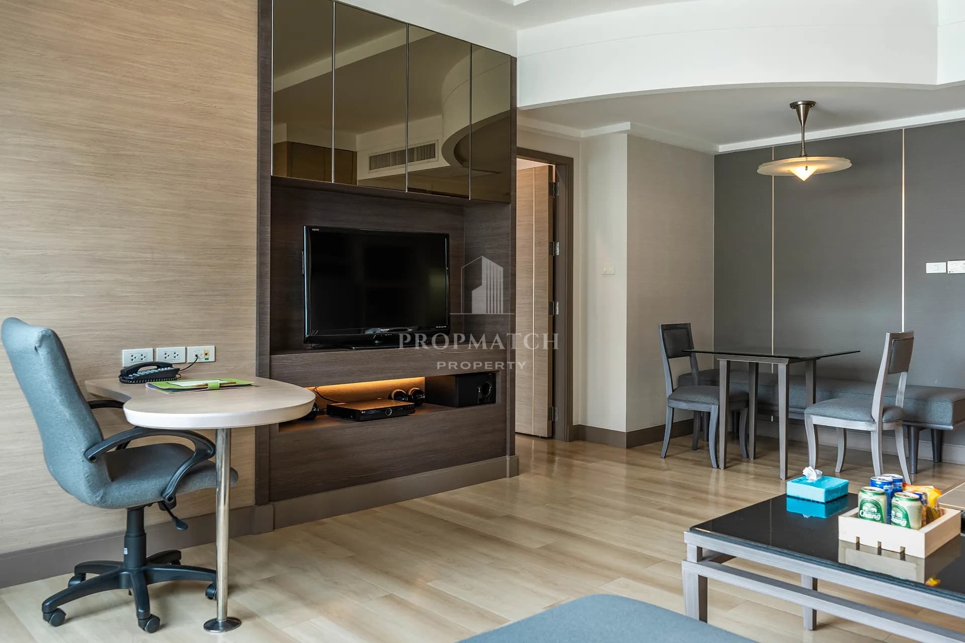 Jasmine City Hotel photo 2