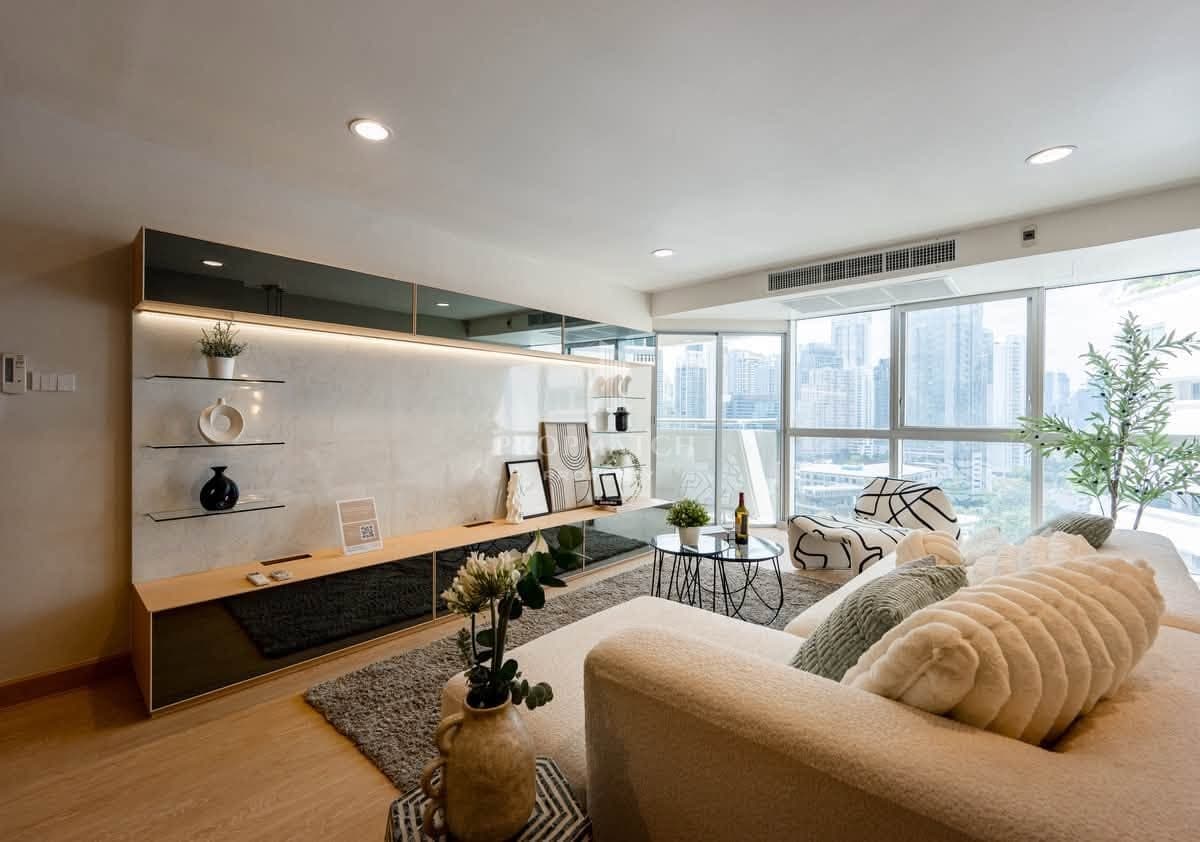 The Waterford Diamond Sukhumvit 30/1 photo 2