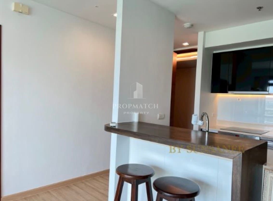 The River Condominium photo 3