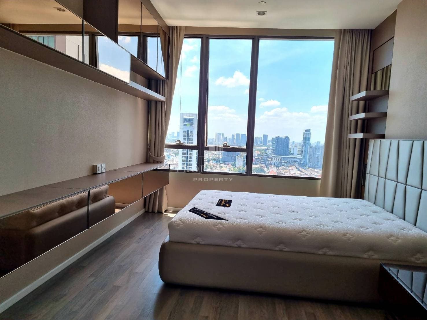 333 Riverside
