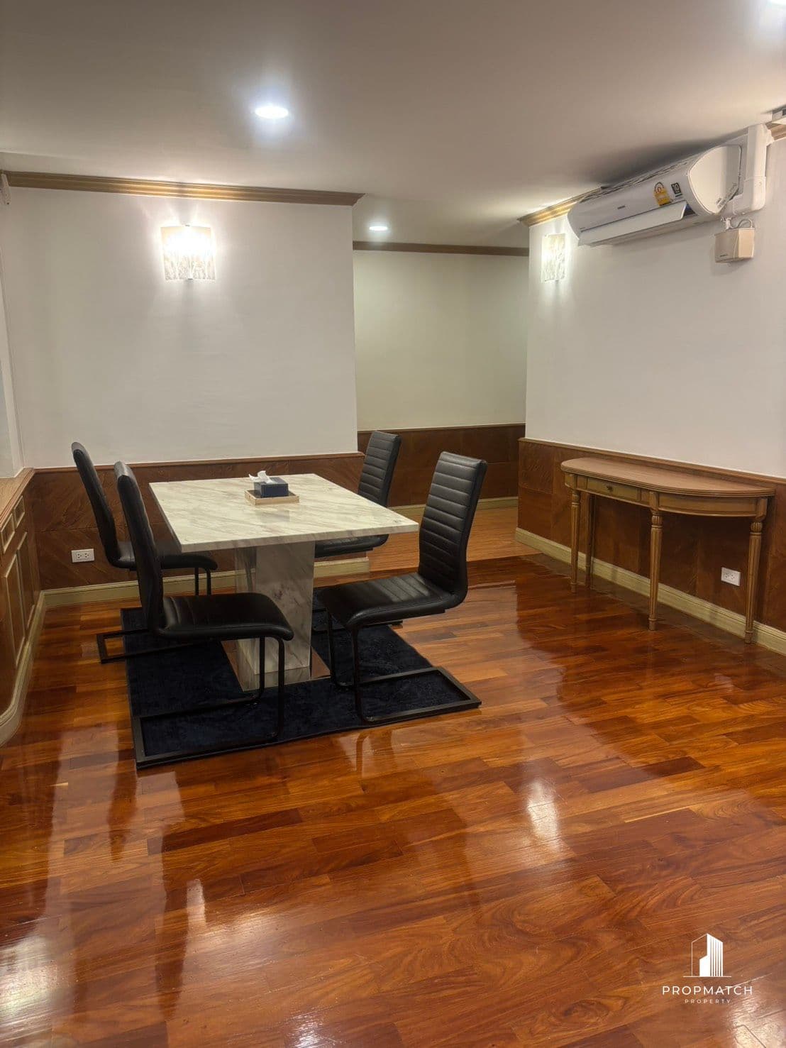 Pearl Garden Sathorn