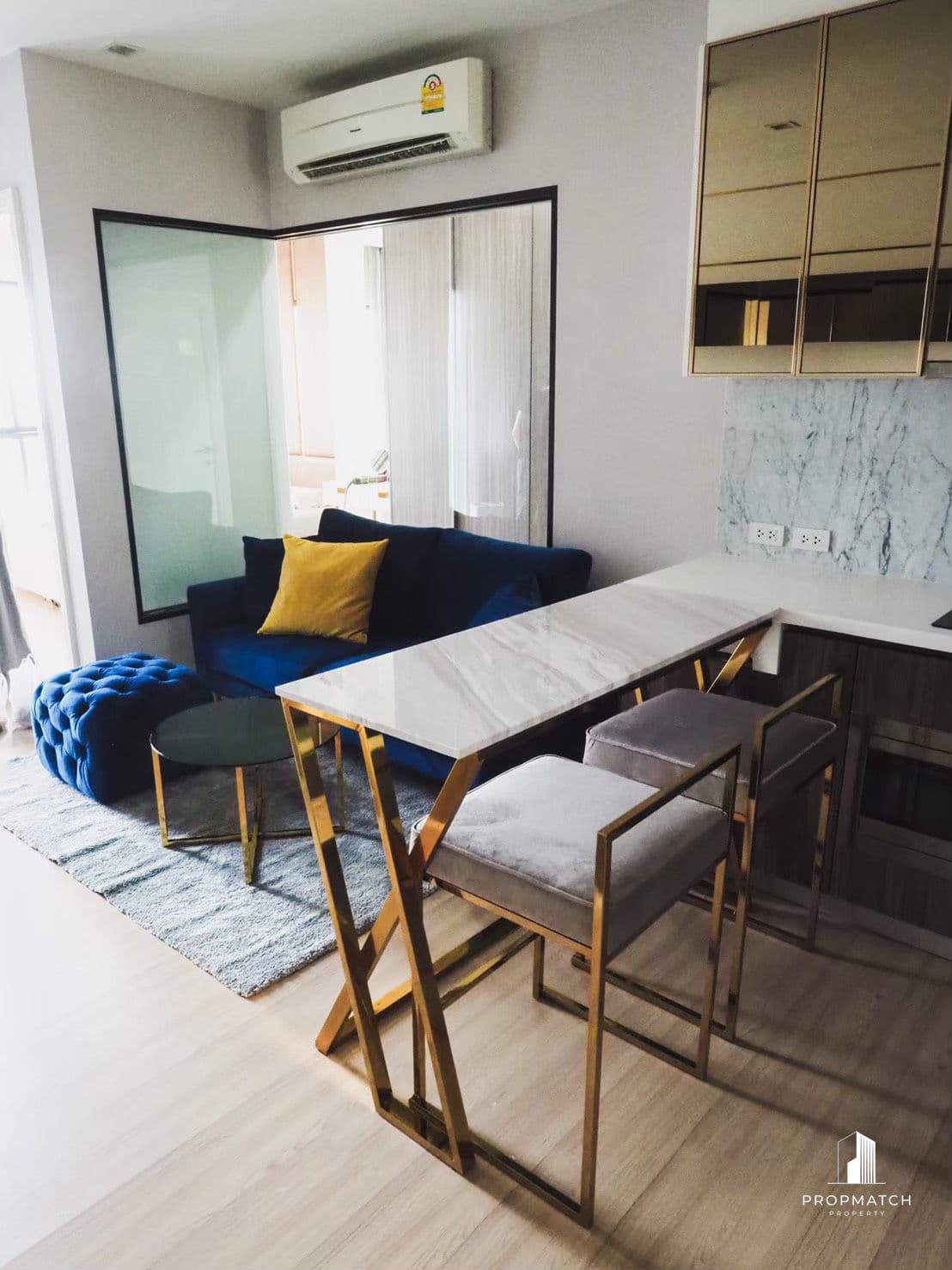 Urbano Absolute Sathon-Taksin