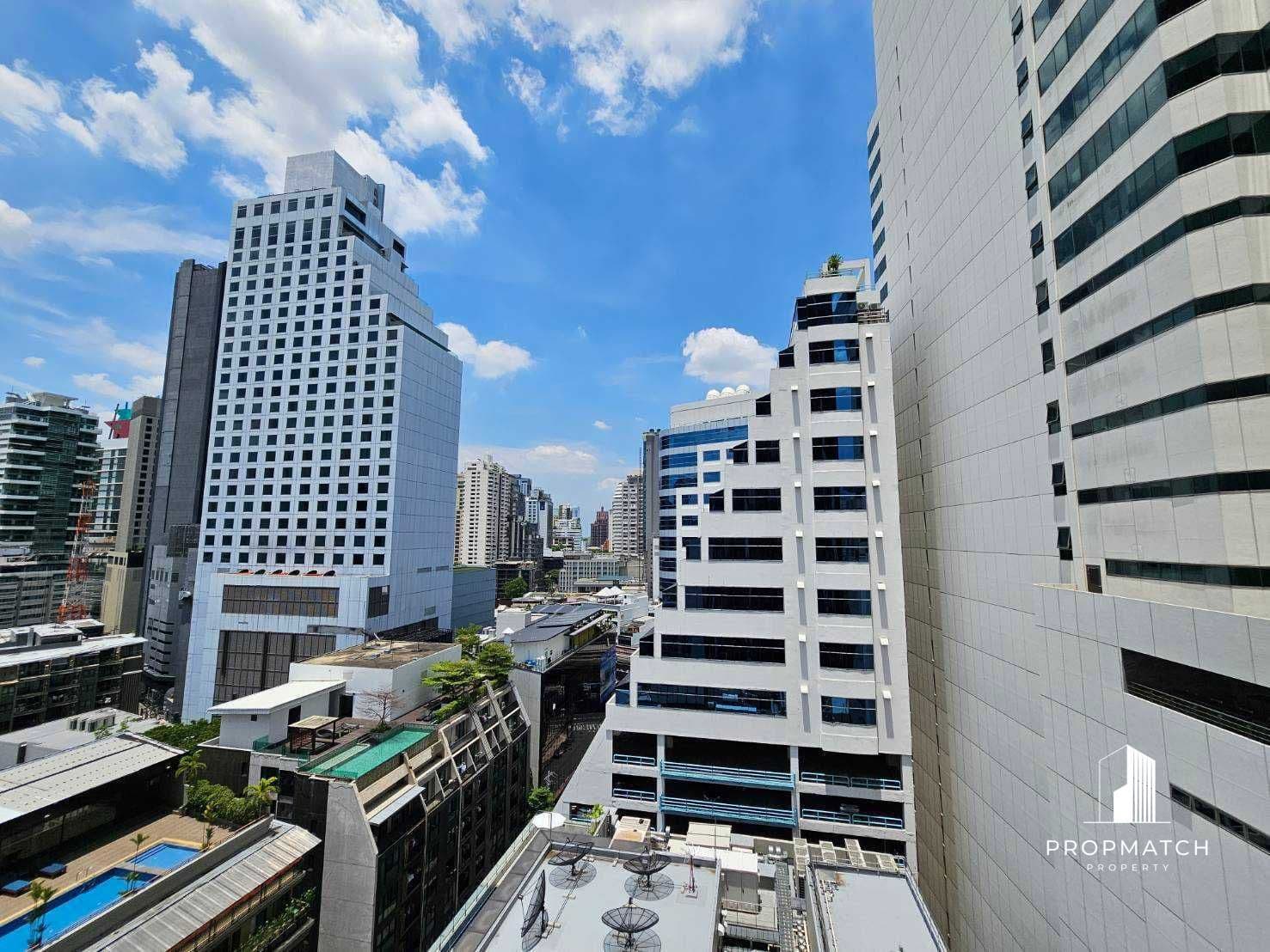 Edge Sukhumvit 23