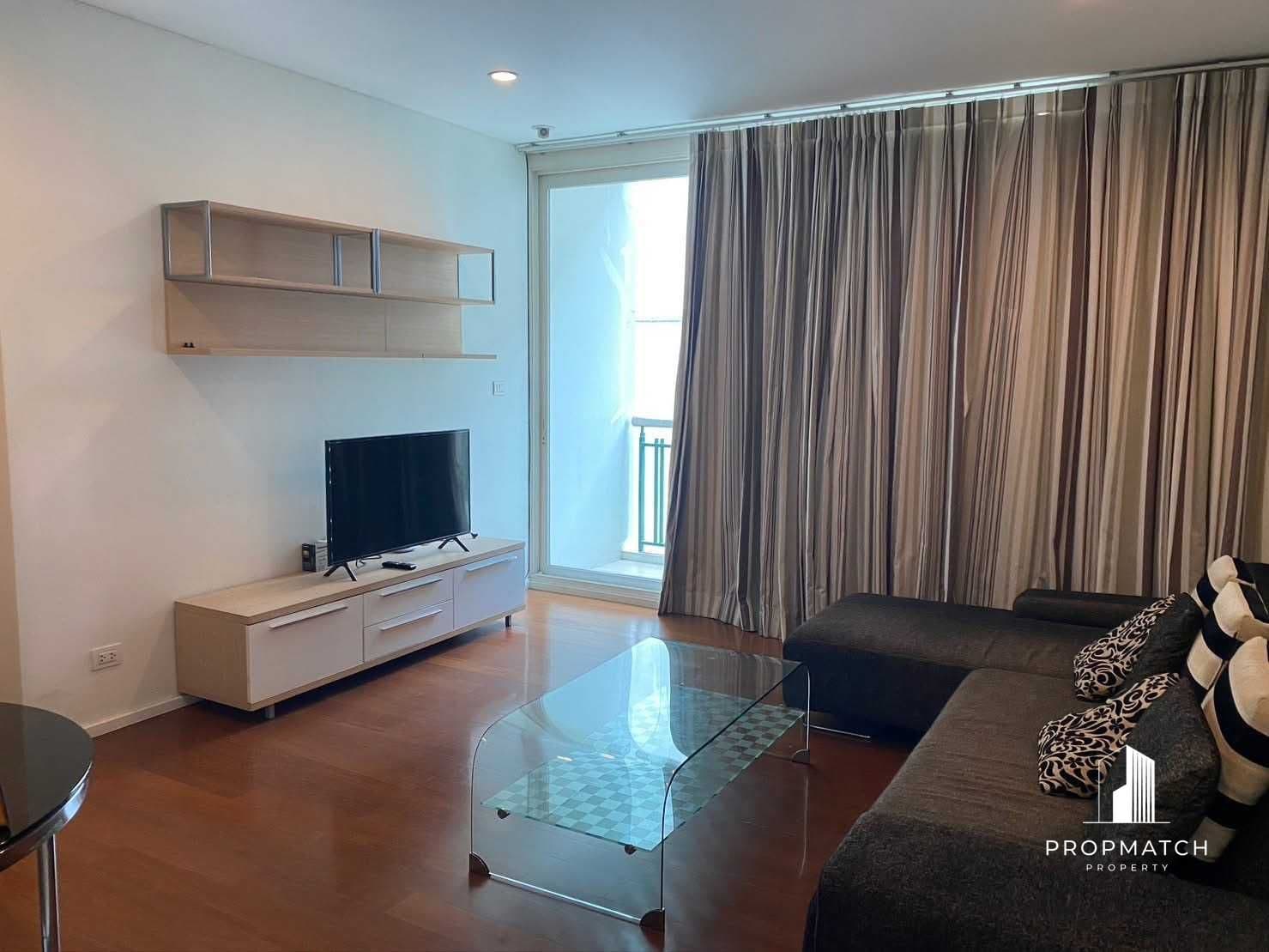 Wind Sukhumvit 23