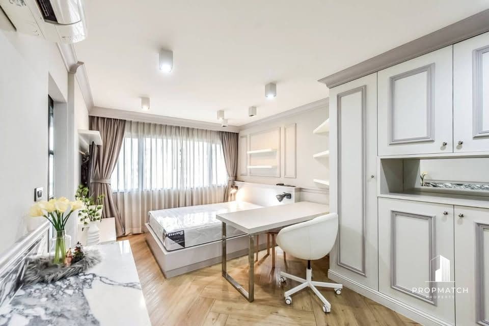 Condo One Sathon